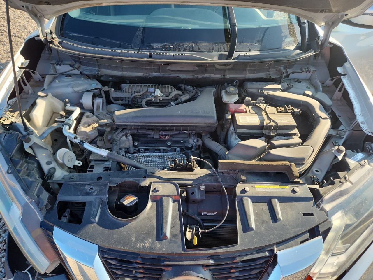 2019 Nissan Rogue S Серебряный vin: 5N1AT2MT3KC748377
