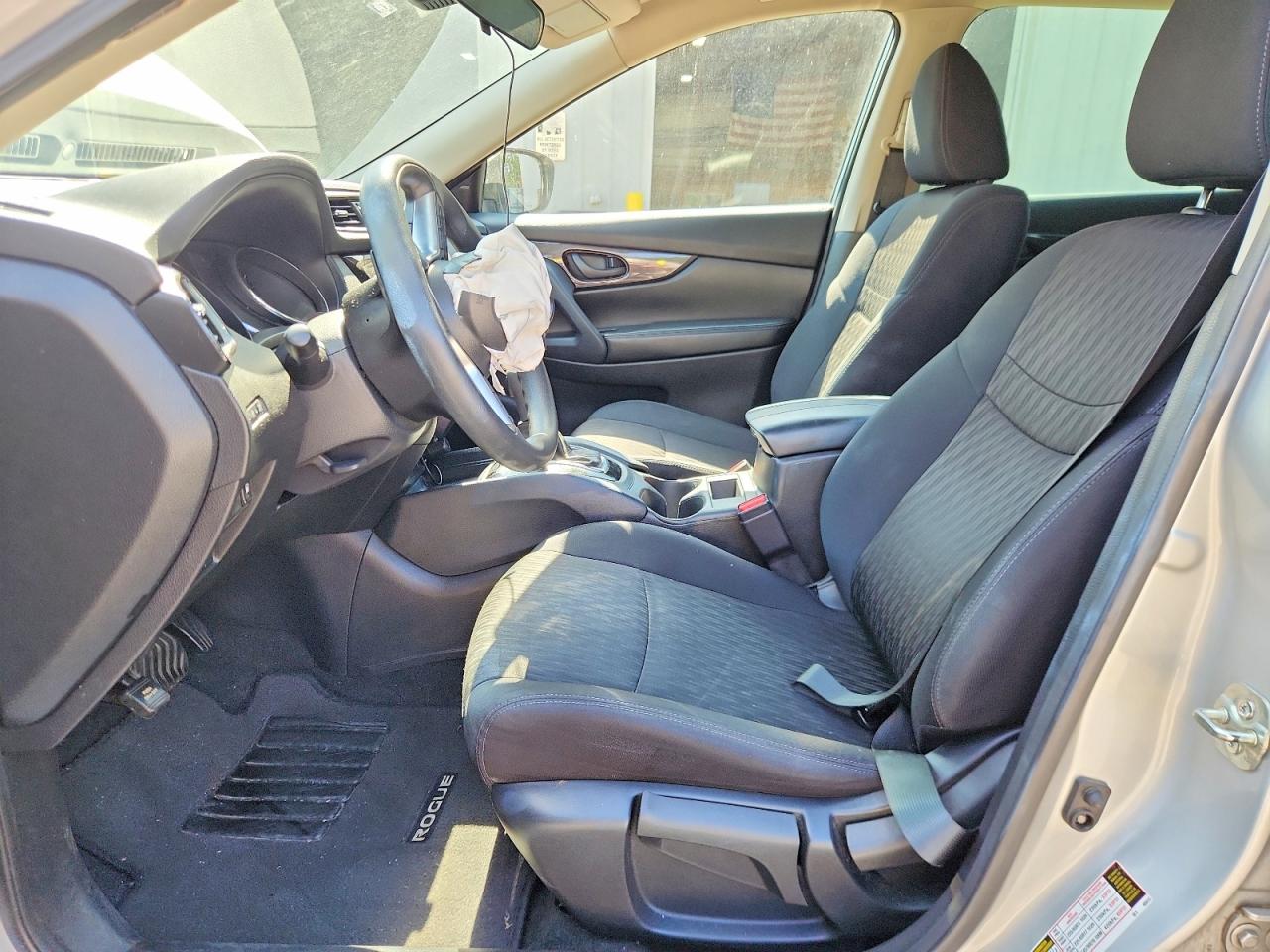 2019 Nissan Rogue S Silver vin: 5N1AT2MT3KC800476