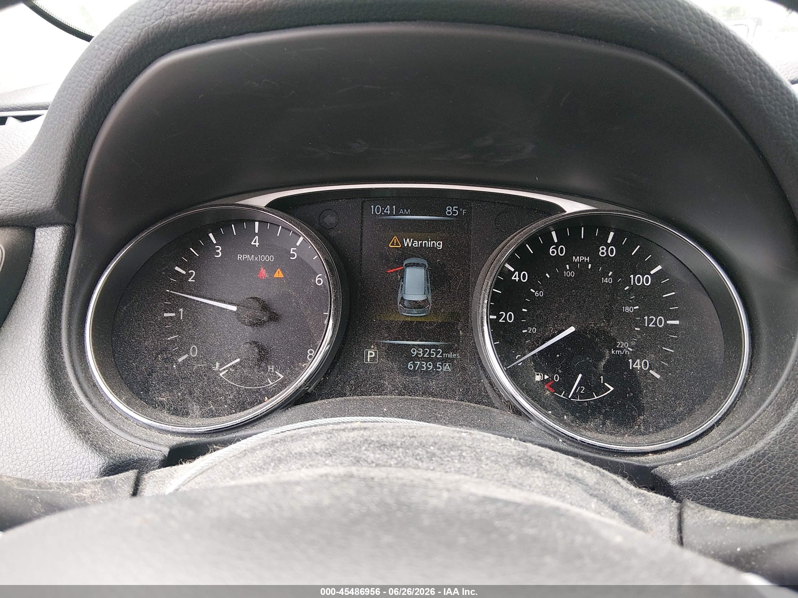2014 Nissan Rogue S Silver vin: 5N1AT2MT4EC764172
