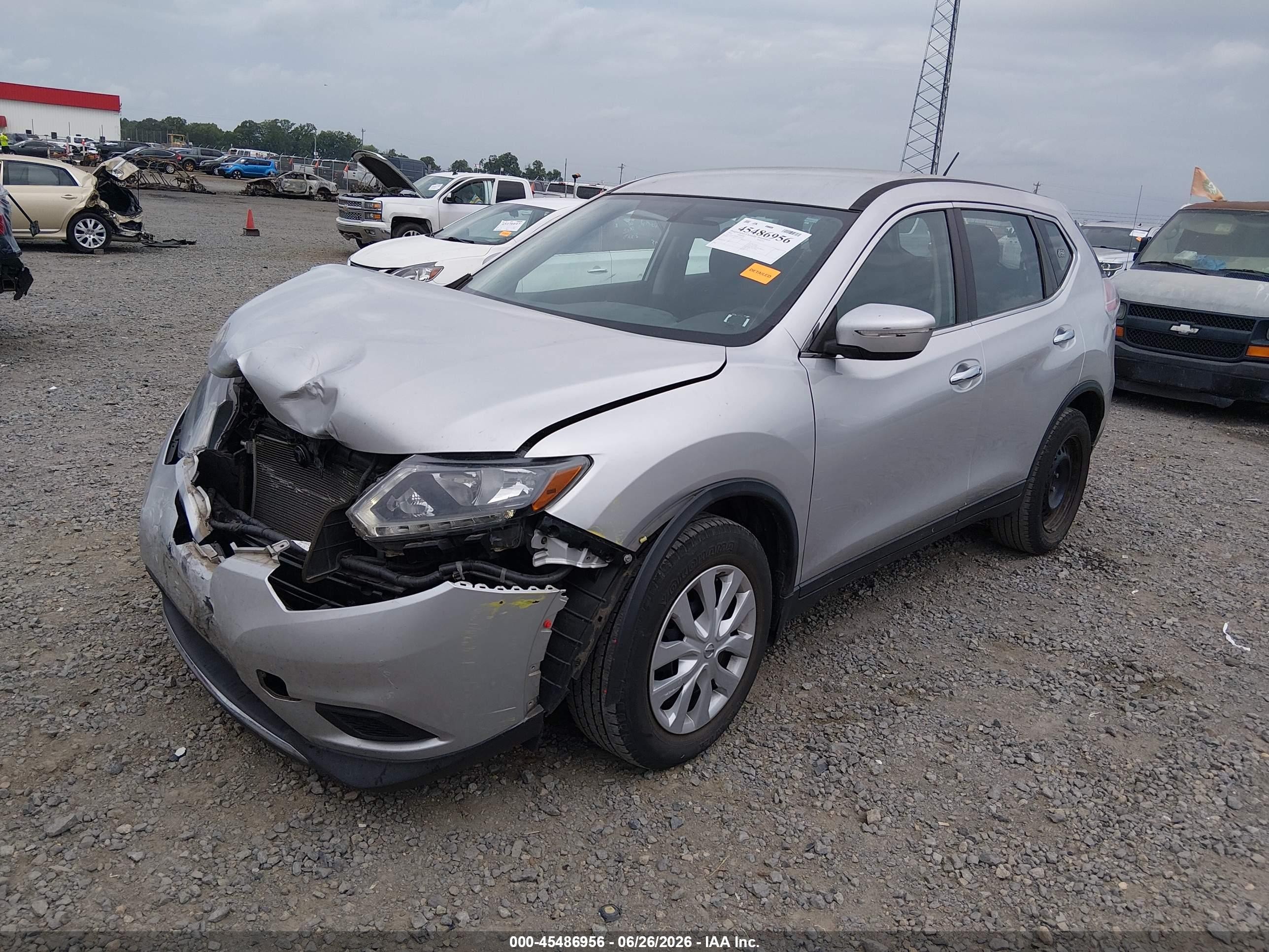 2014 Nissan Rogue S Silver vin: 5N1AT2MT4EC764172