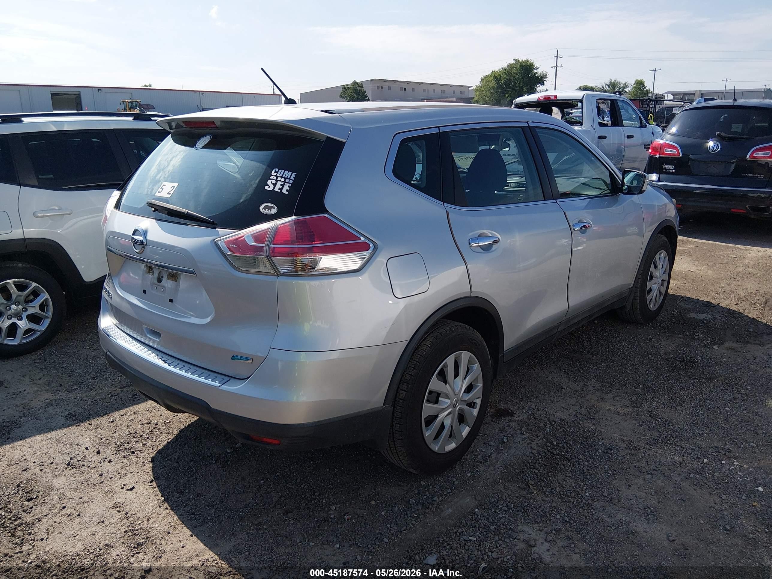 2014 Nissan Rogue S Silver vin: 5N1AT2MT4EC764415