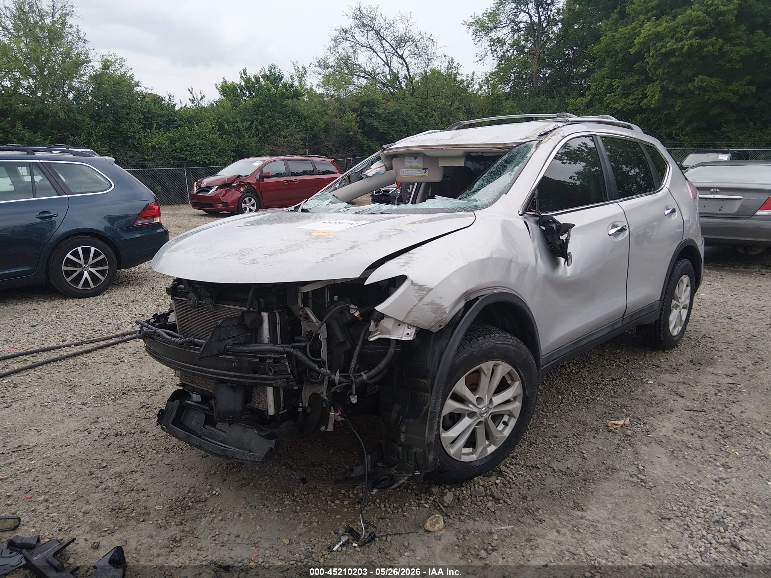 2014 Nissan Rogue Sv Silver vin: 5N1AT2MT4EC838237