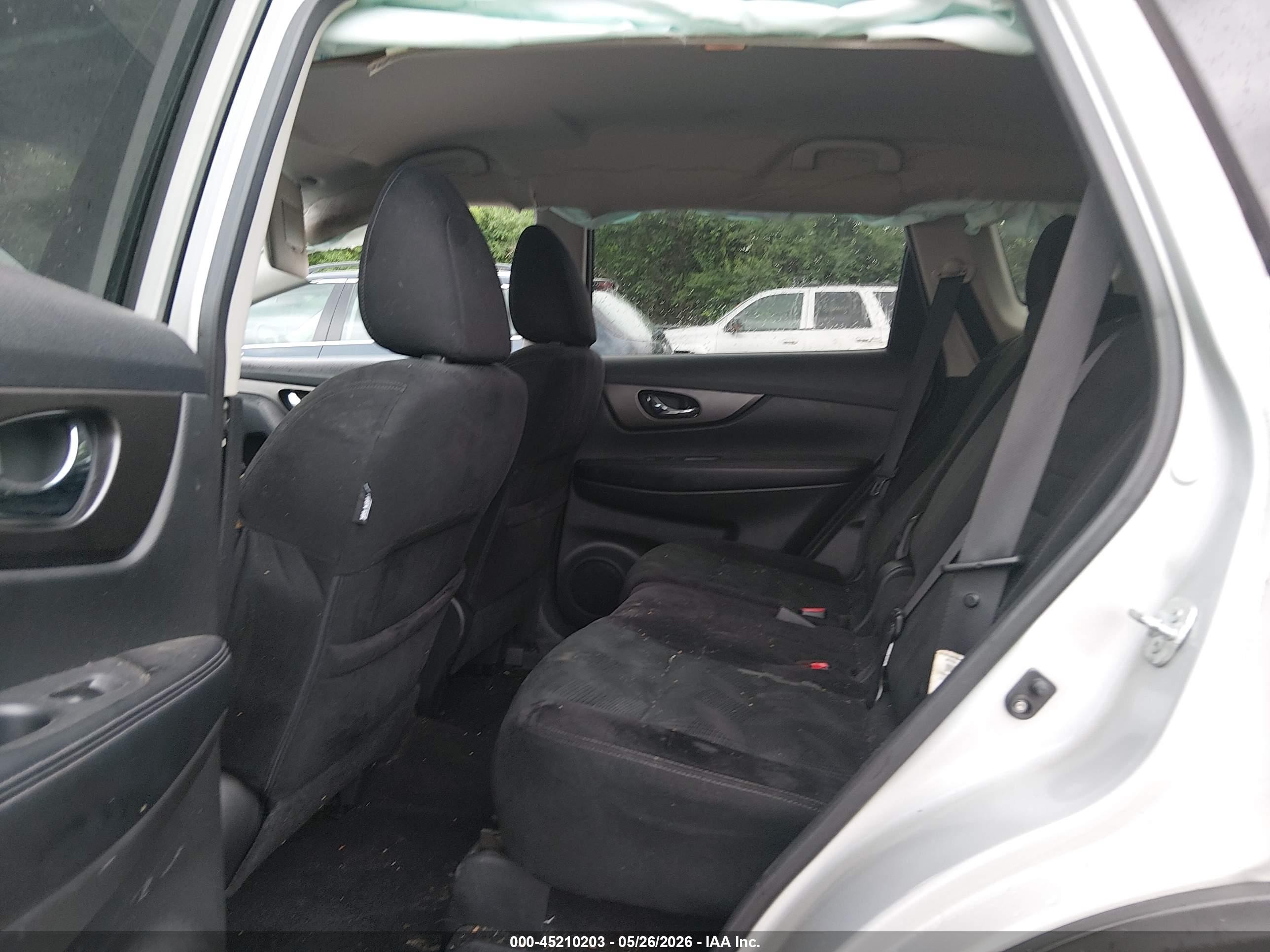 2014 Nissan Rogue Sv Silver vin: 5N1AT2MT4EC838237