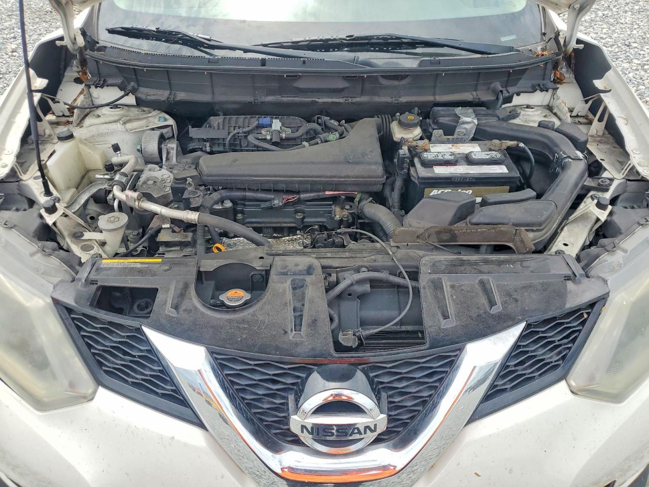 2014 Nissan Rogue Sv White vin: 5N1AT2MT4EC846399