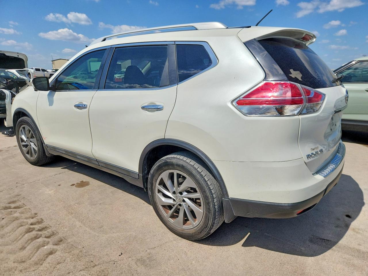 2015 Nissan Rogue Sl White vin: 5N1AT2MT4FC861616