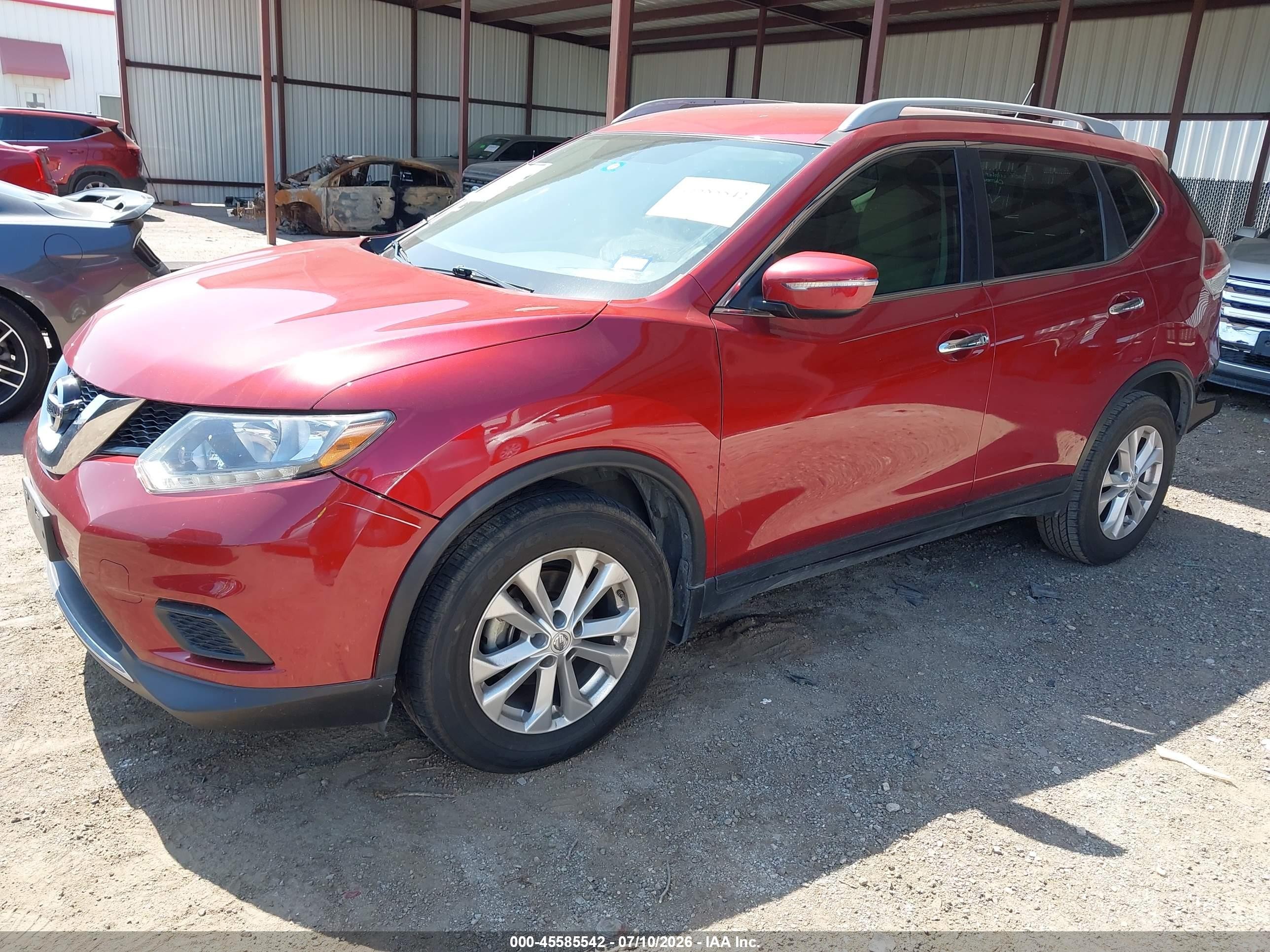 2015 Nissan Rogue Sv Red vin: 5N1AT2MT4FC917814