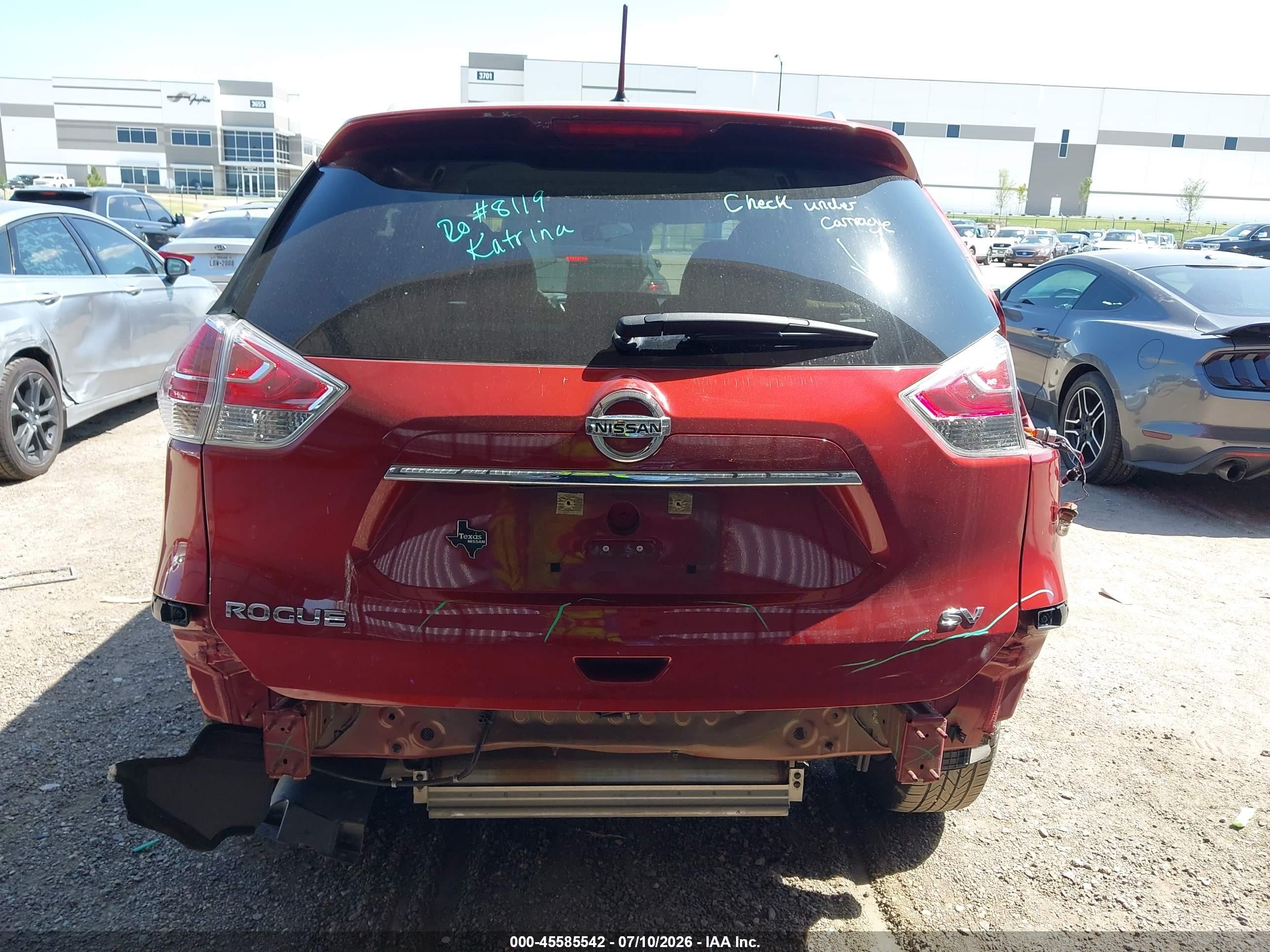 2015 Nissan Rogue Sv Red vin: 5N1AT2MT4FC917814