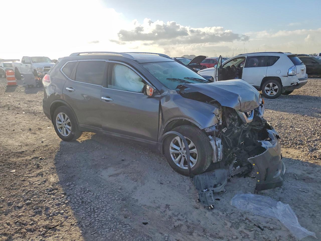 2015 Nissan Rogue Sv Gray vin: 5N1AT2MT4FC924181