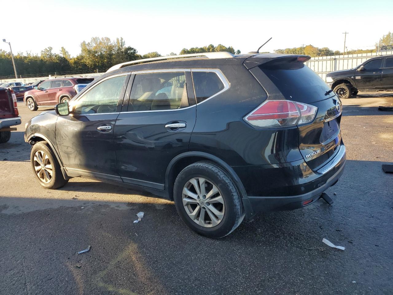 2016 Nissan Rogue S Black vin: 5N1AT2MT4GC917622