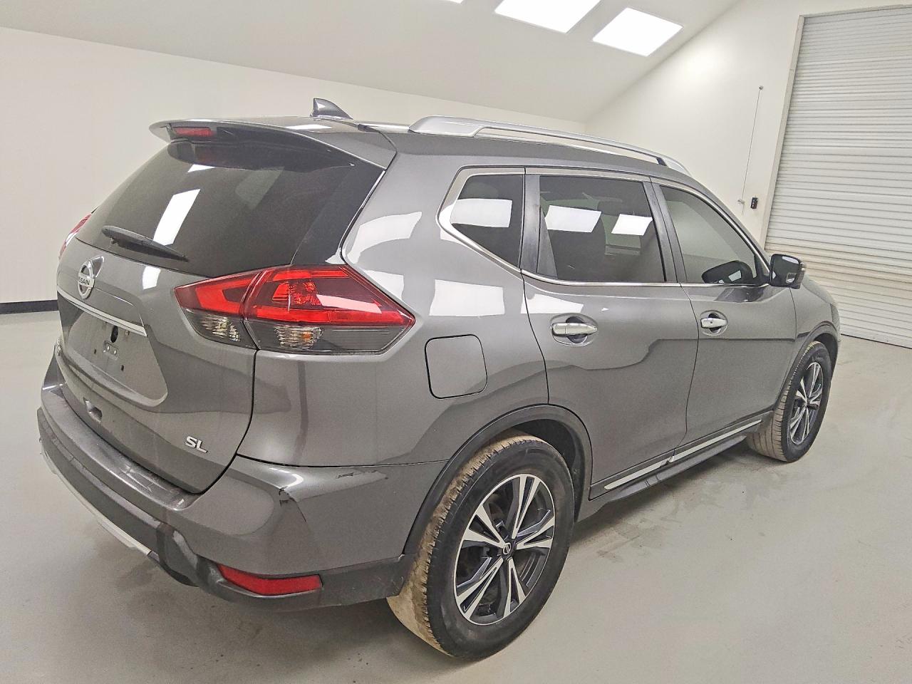 2018 Nissan Rogue Sl Серый vin: 5N1AT2MT4JC776915