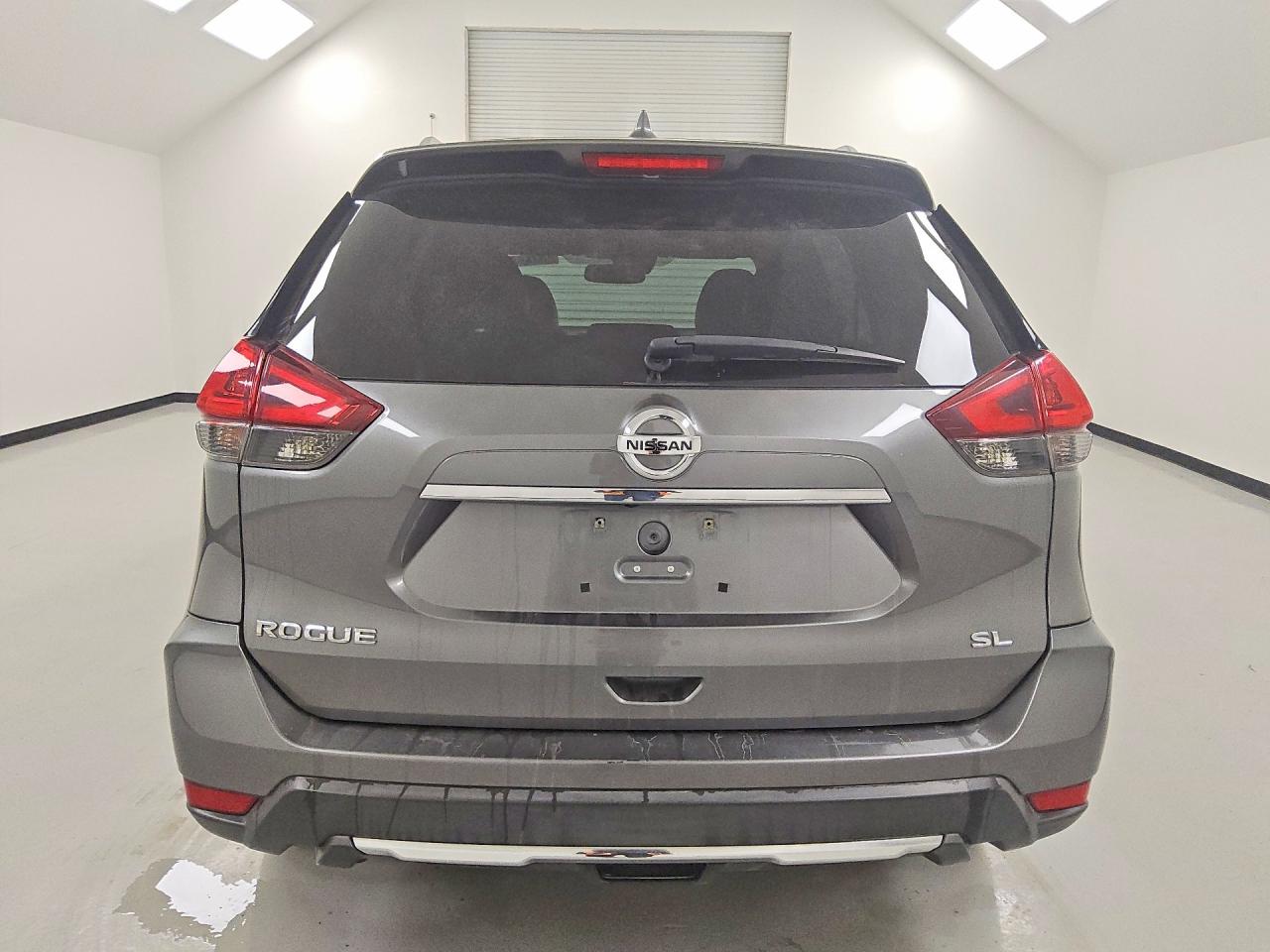 2018 Nissan Rogue Sl Серый vin: 5N1AT2MT4JC776915