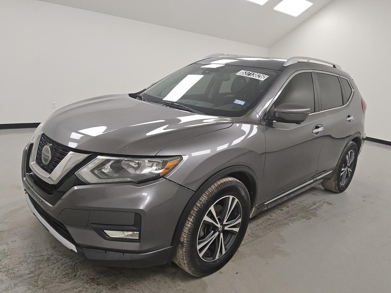 2018 Nissan Rogue Sl Серый vin: 5N1AT2MT4JC776915 Damage: Left Rear Tire, Worn, Replacement Required