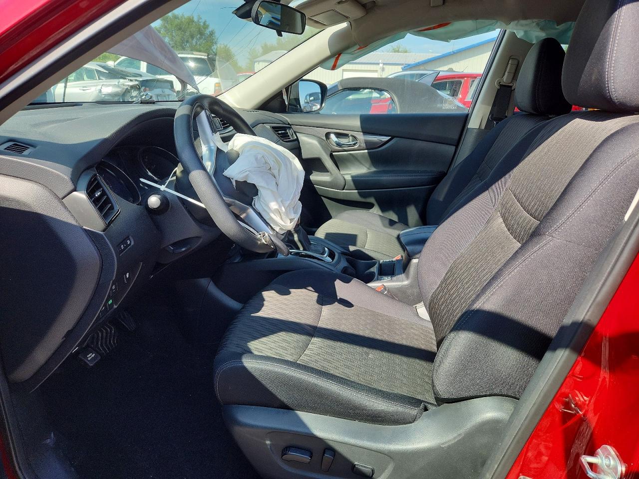 2019 Nissan Rogue S Red vin: 5N1AT2MT4KC738800