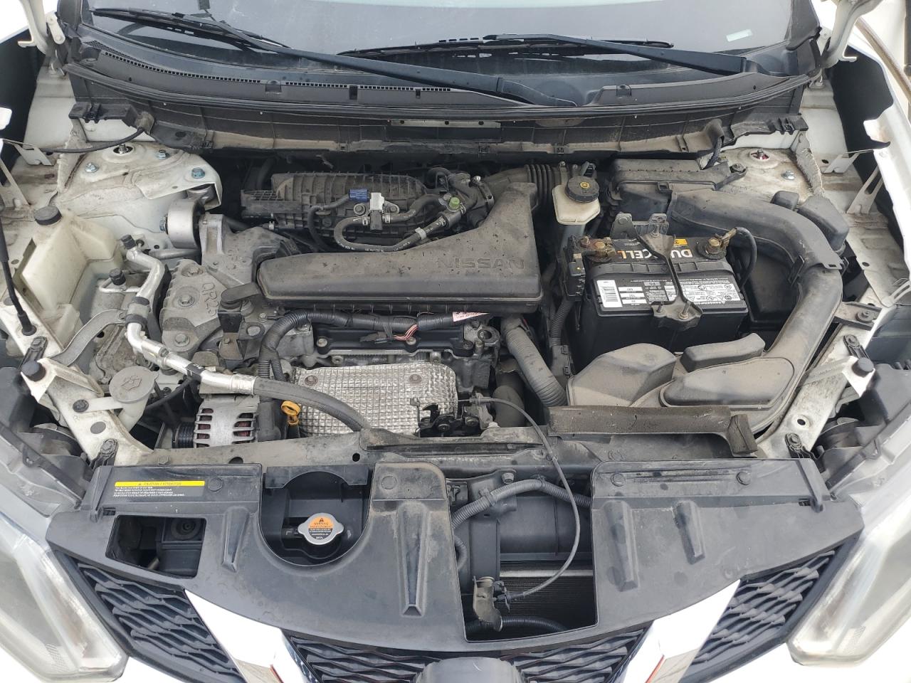 2014 Nissan Rogue S White vin: 5N1AT2MT5EC763919