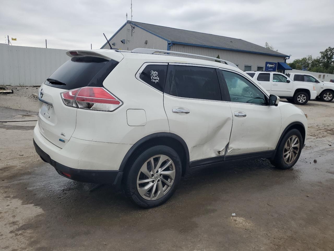 2014 Nissan Rogue S White vin: 5N1AT2MT5EC763919