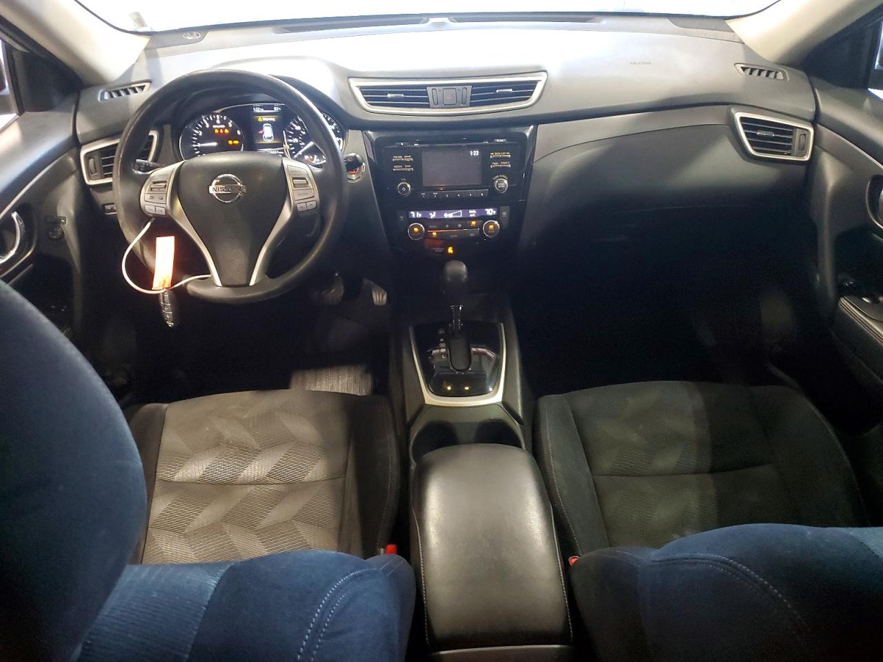 2014 Nissan Rogue Sv Серебряный vin: 5N1AT2MT5EC788206
