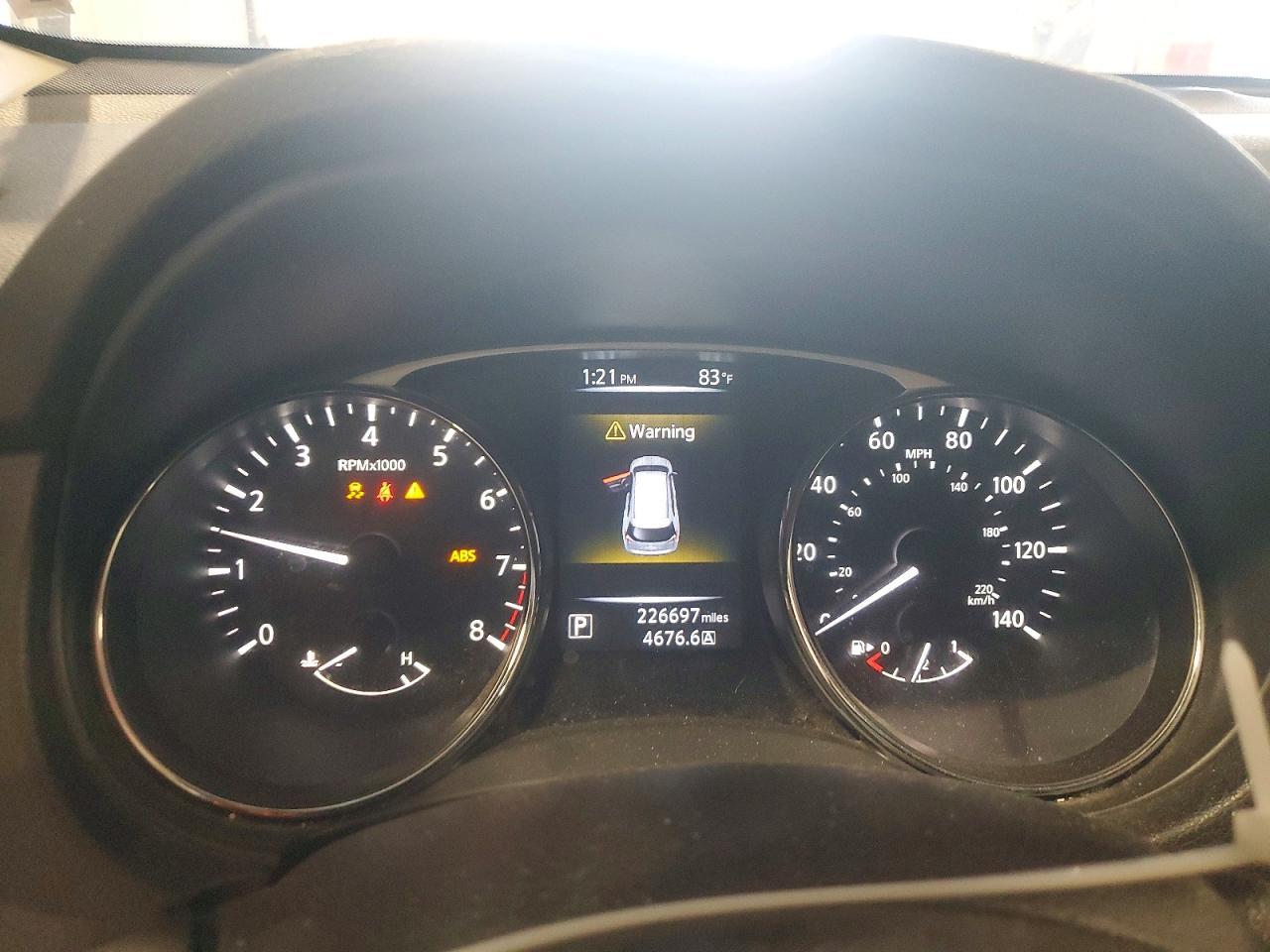 2014 Nissan Rogue Sv Серебряный vin: 5N1AT2MT5EC788206