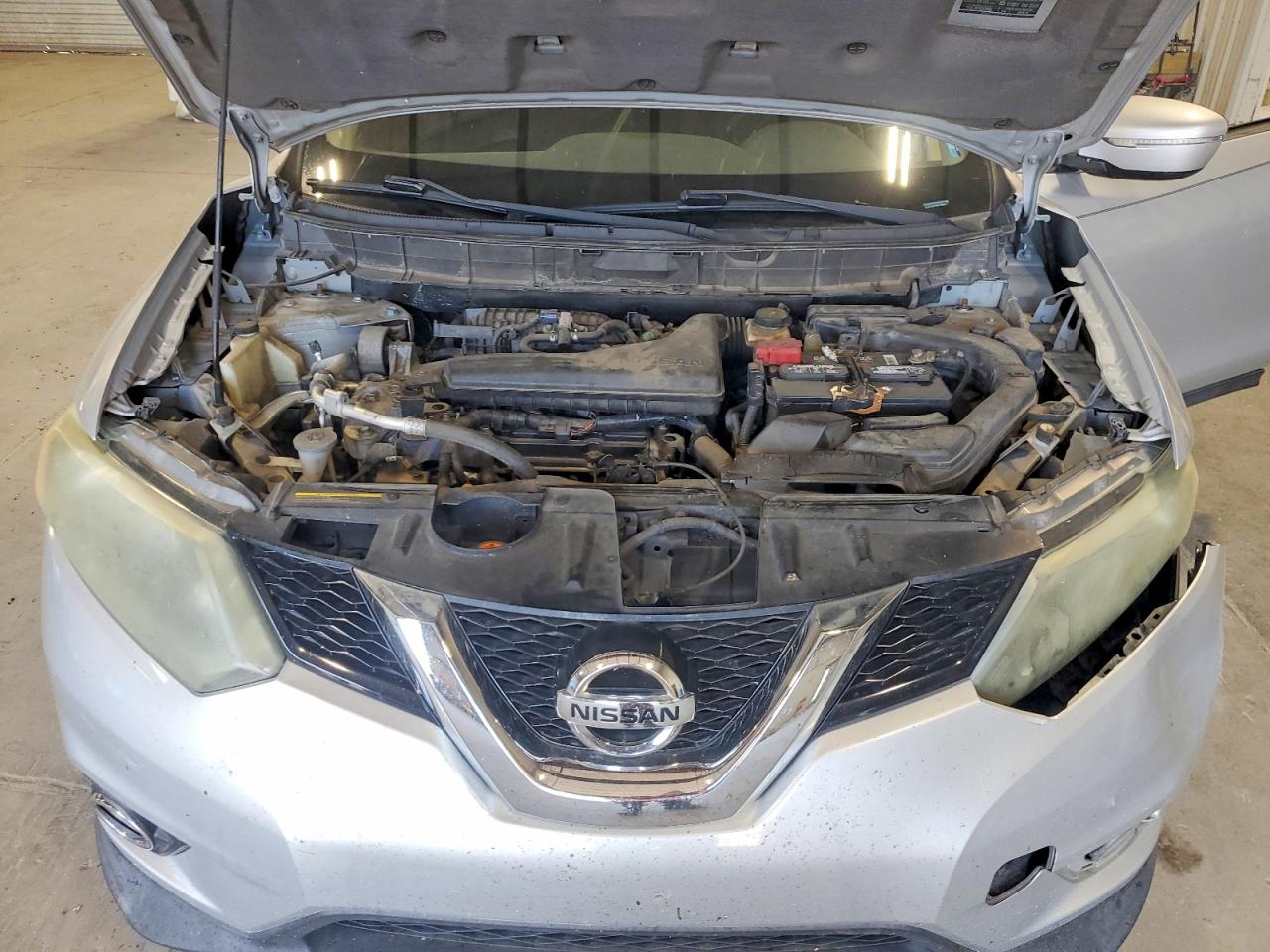 2014 Nissan Rogue Sv Серебряный vin: 5N1AT2MT5EC788206