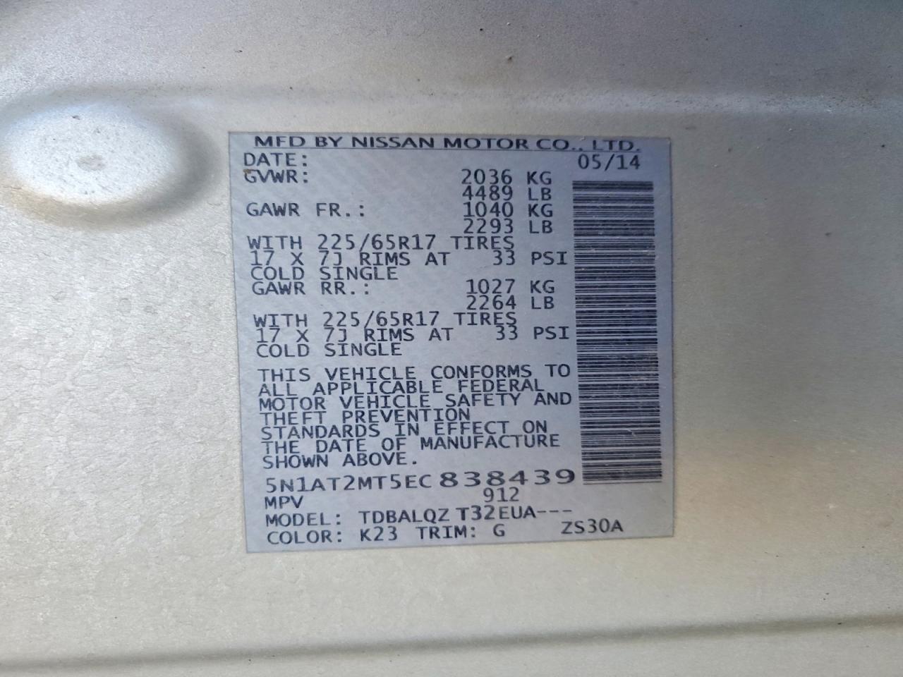 2014 Nissan Rogue Sv Silver vin: 5N1AT2MT5EC838439