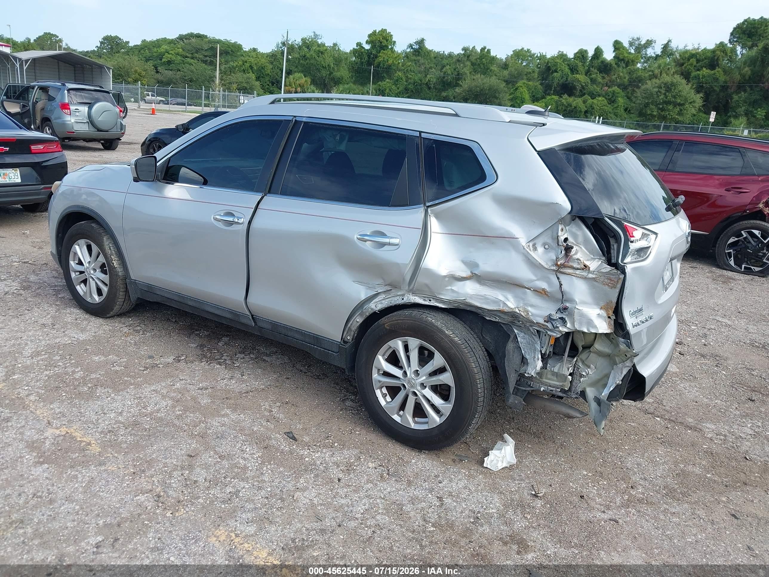 2014 Nissan Rogue Sv Silver vin: 5N1AT2MT5EC871313