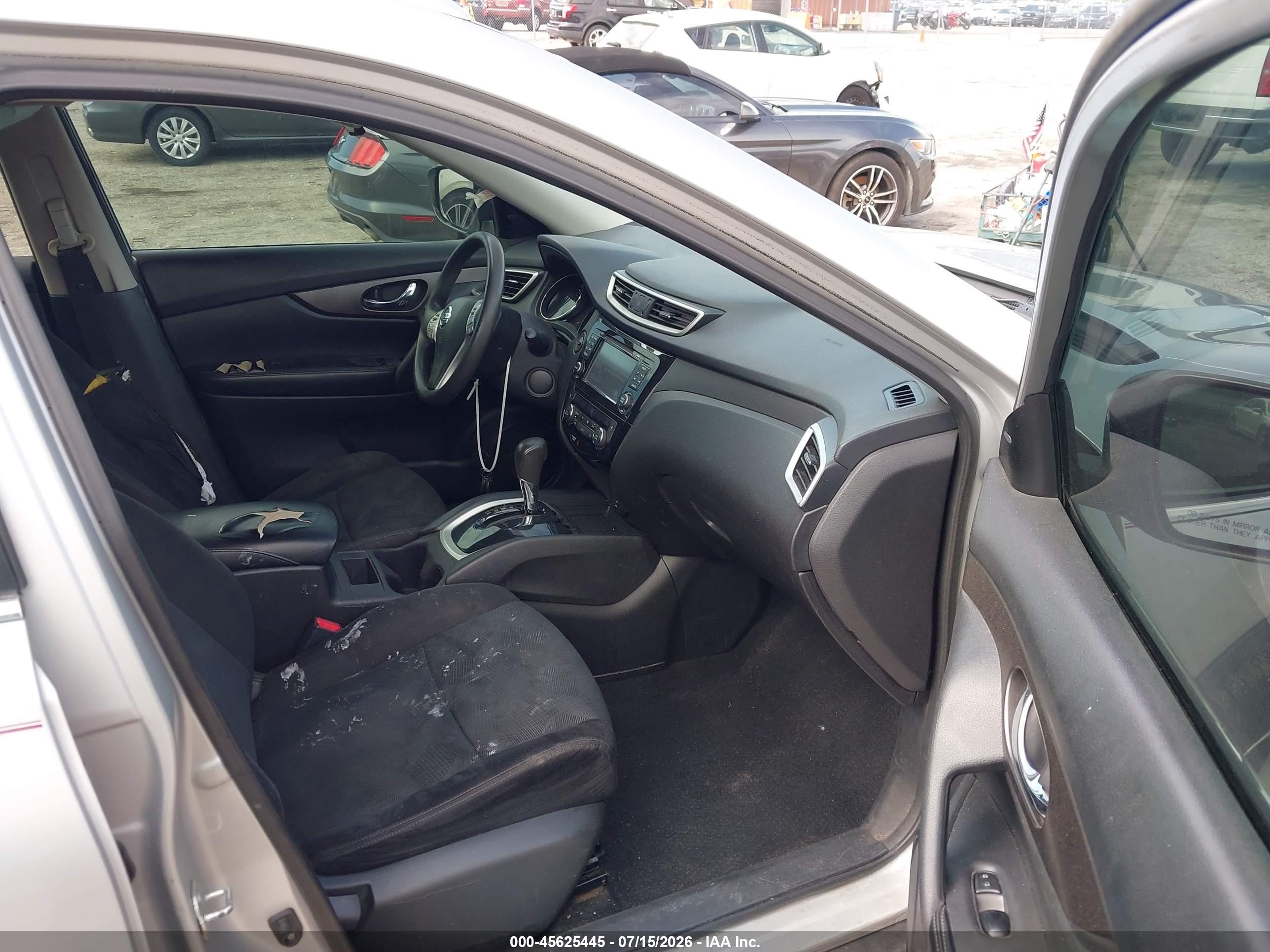 2014 Nissan Rogue Sv Silver vin: 5N1AT2MT5EC871313