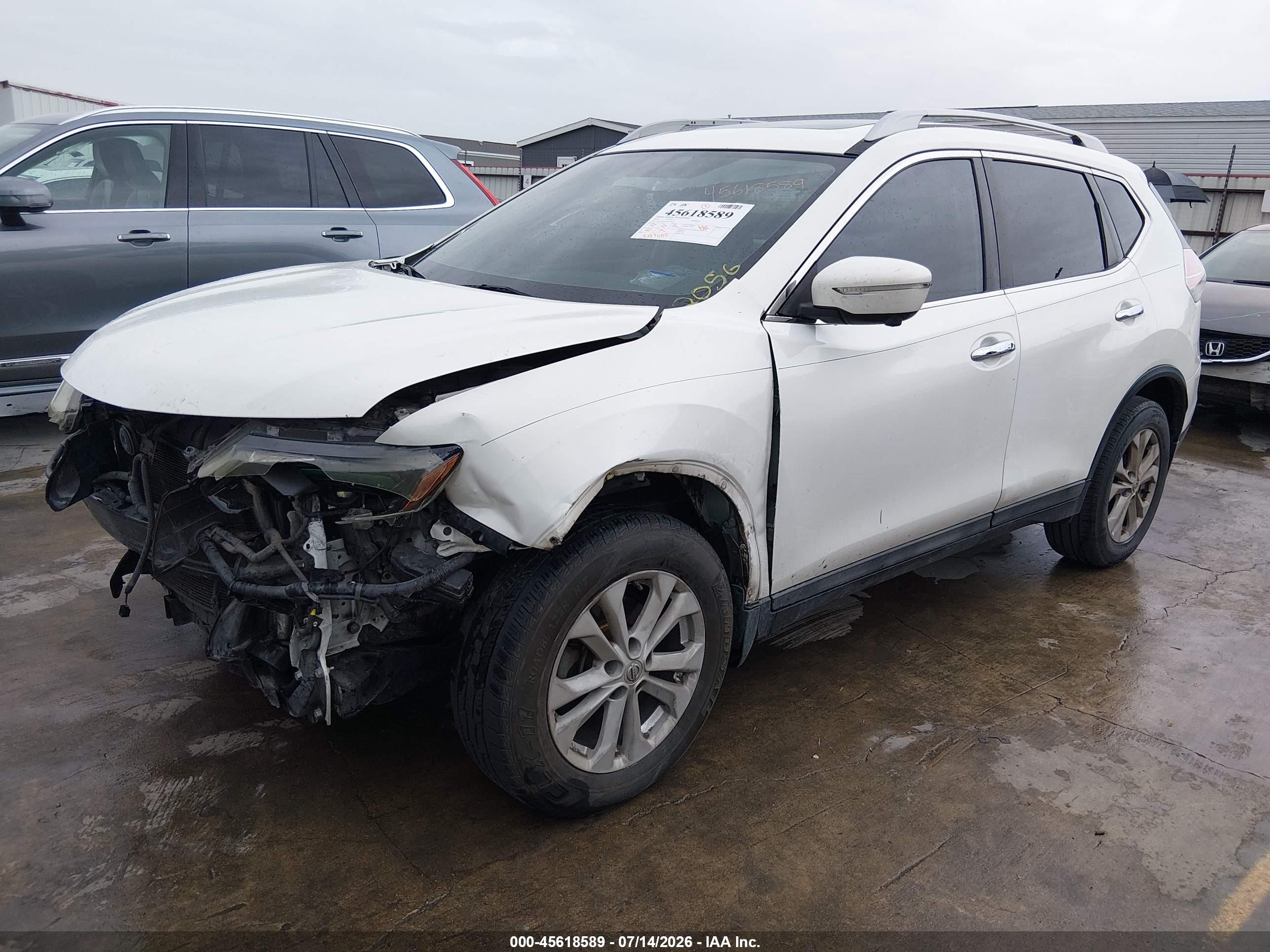 2014 Nissan Rogue Sv White vin: 5N1AT2MT5EC872056