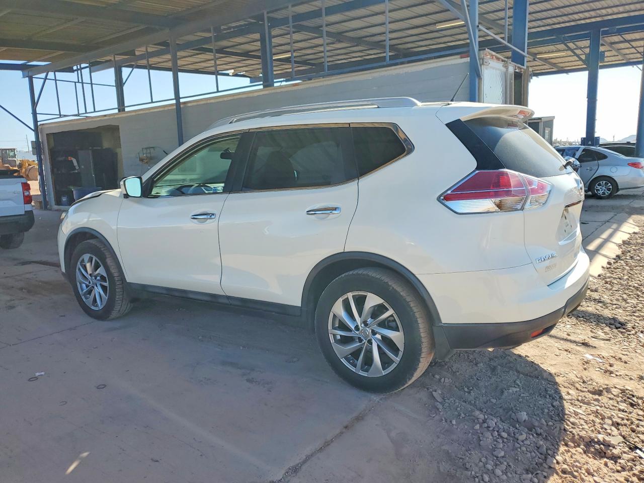 2015 Nissan Rogue Sl White vin: 5N1AT2MT5FC767924