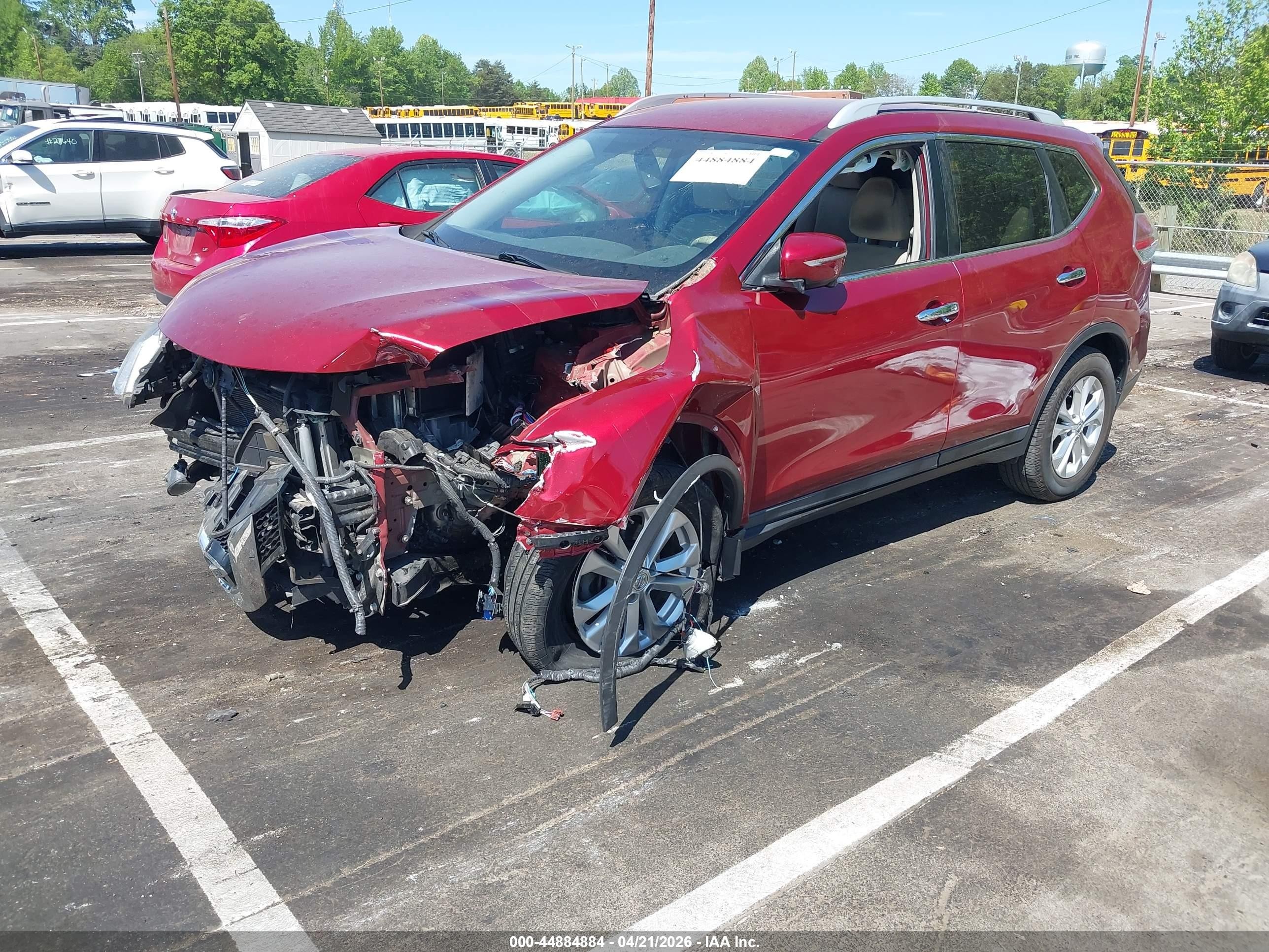 2015 Nissan Rogue Sv Red vin: 5N1AT2MT5FC786361