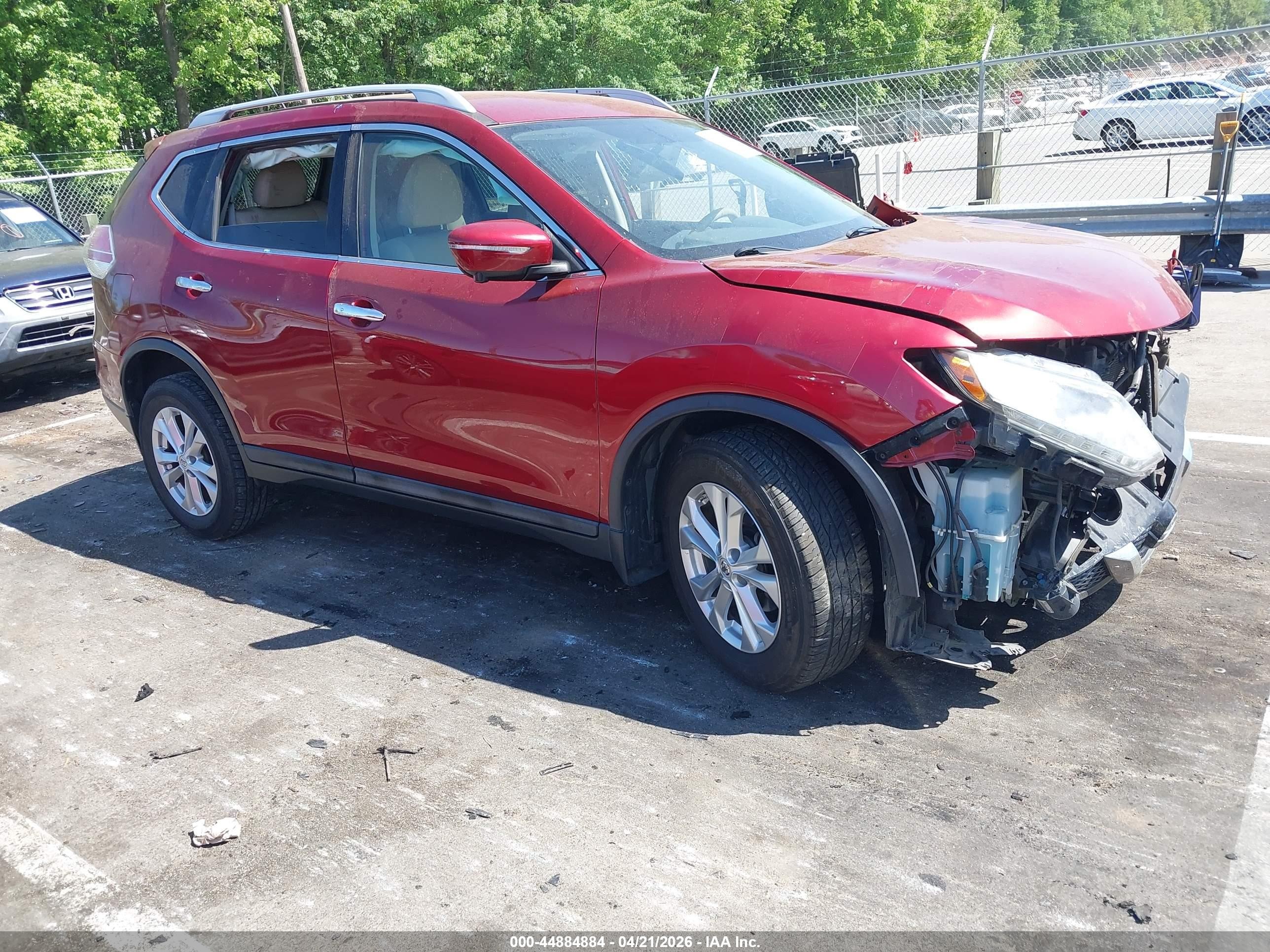 2015 Nissan Rogue Sv Red vin: 5N1AT2MT5FC786361
