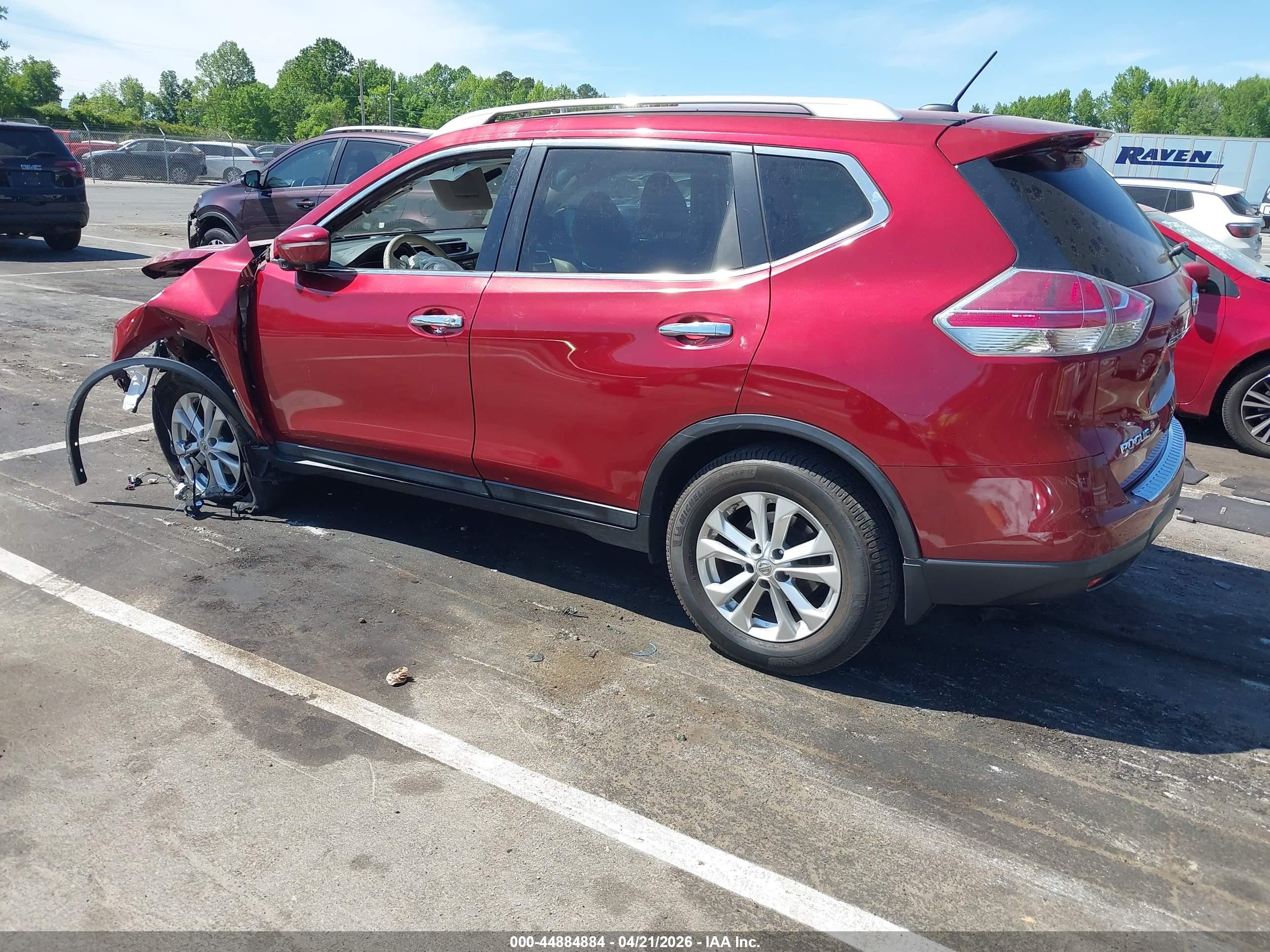2015 Nissan Rogue Sv Red vin: 5N1AT2MT5FC786361