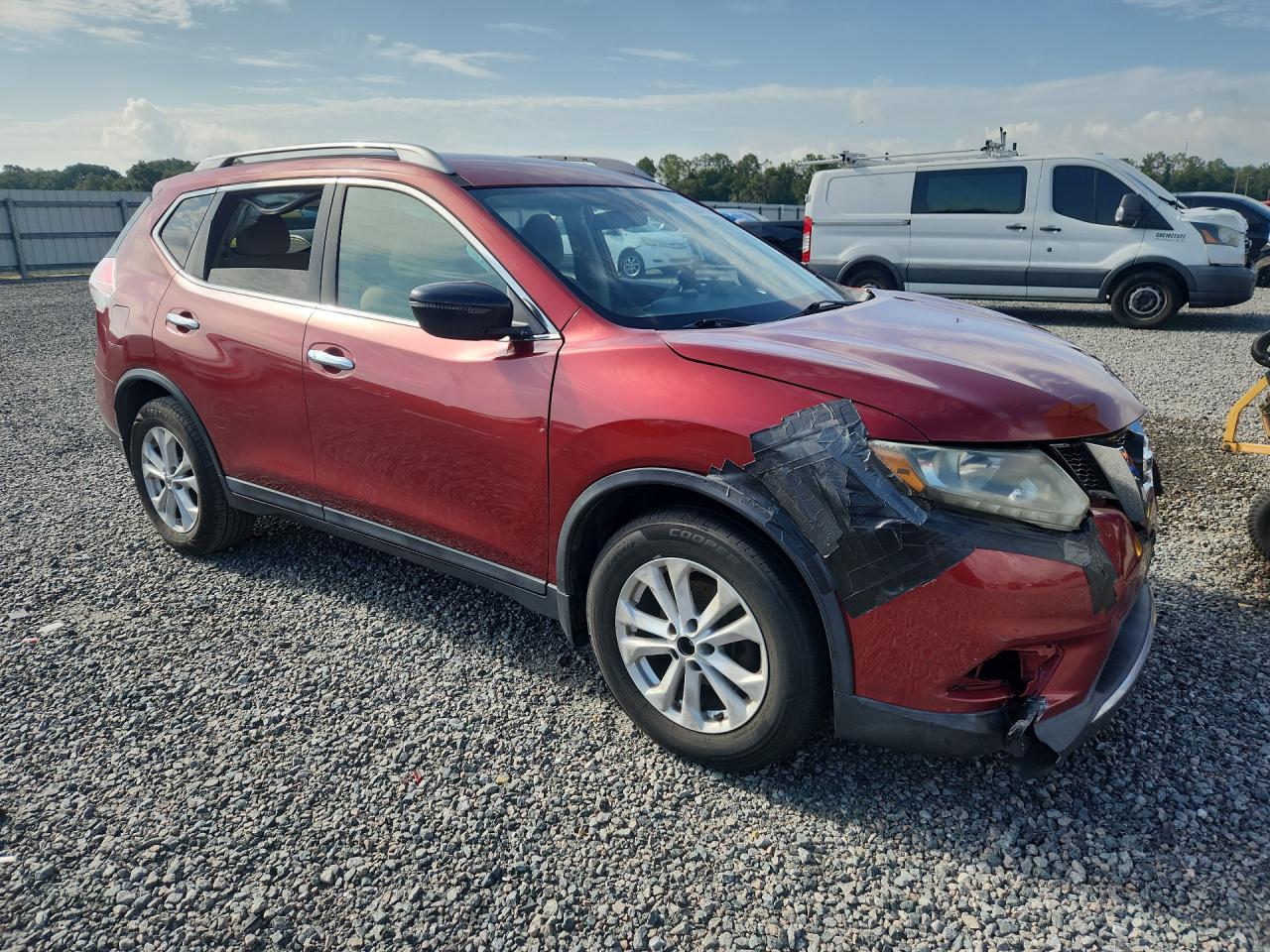 2015 Nissan Rogue Sv Red vin: 5N1AT2MT5FC839480
