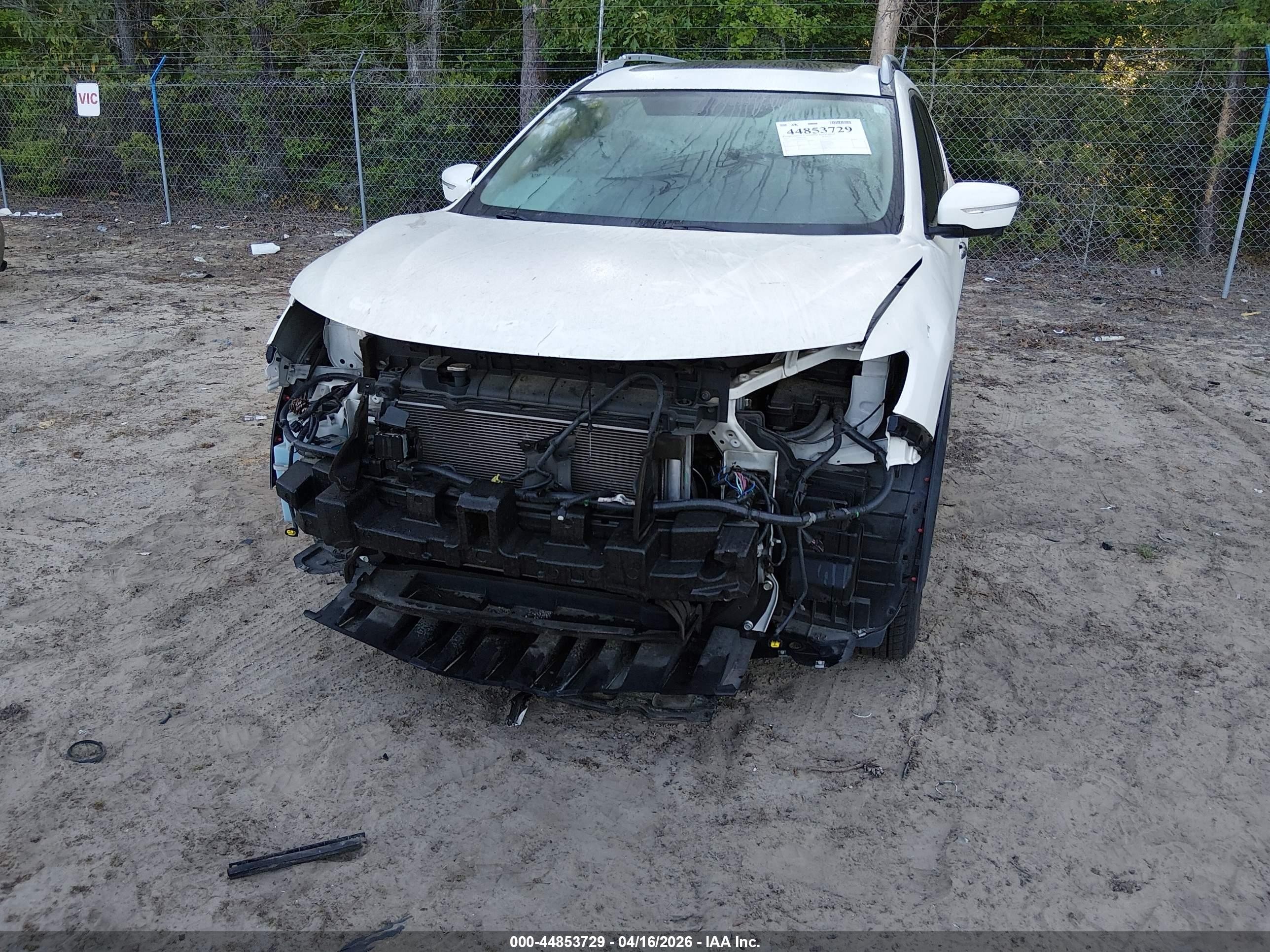 2015 Nissan Rogue Sl White vin: 5N1AT2MT5FC857431