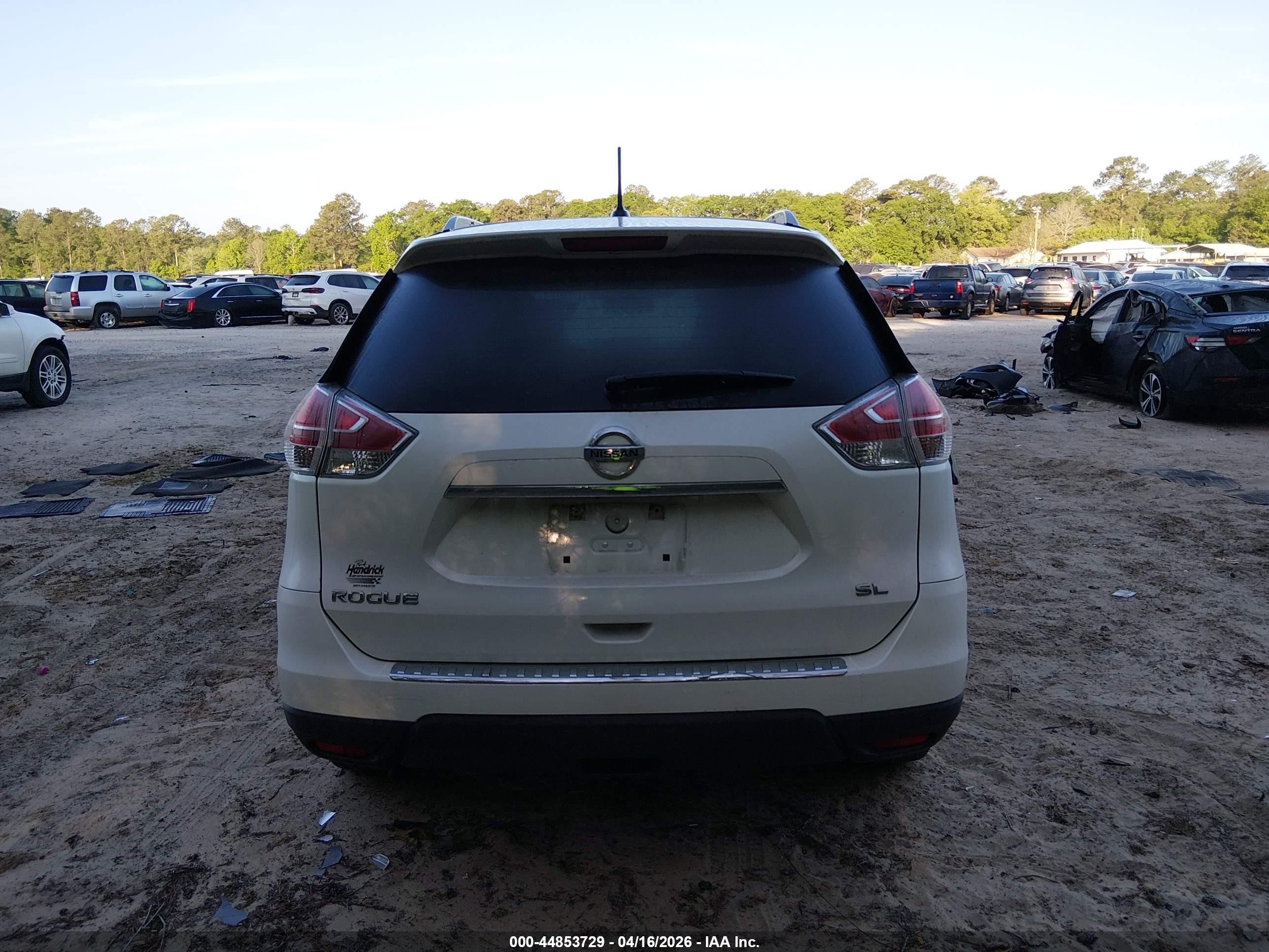 2015 Nissan Rogue Sl White vin: 5N1AT2MT5FC857431