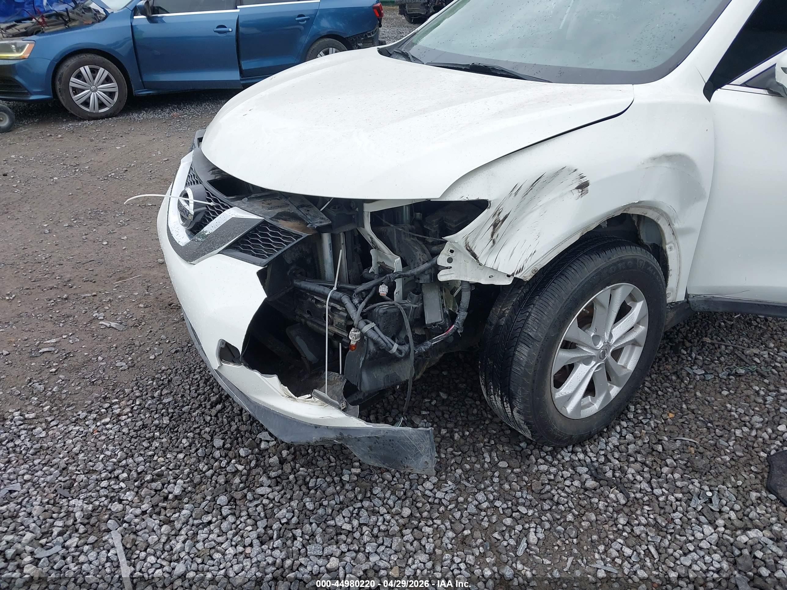 2015 Nissan Rogue Sv White vin: 5N1AT2MT5FC863276