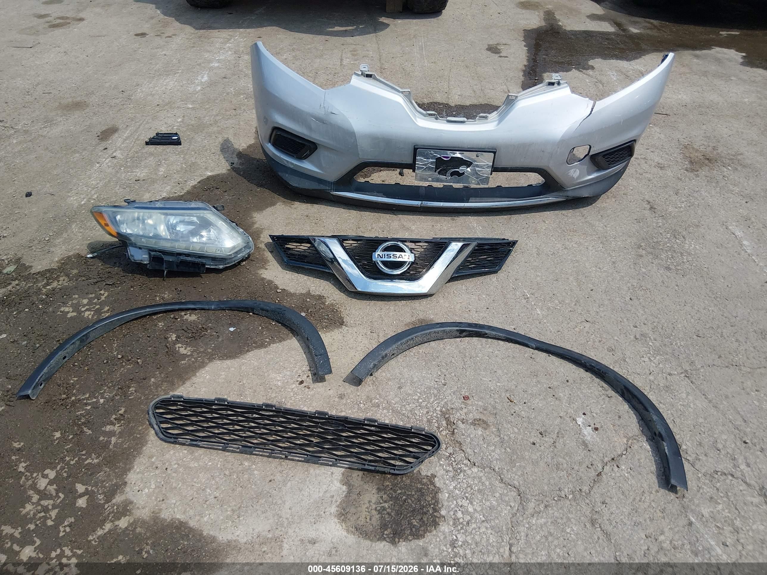 2014 Nissan Rogue Sv Silver vin: 5N1AT2MT6EC758664