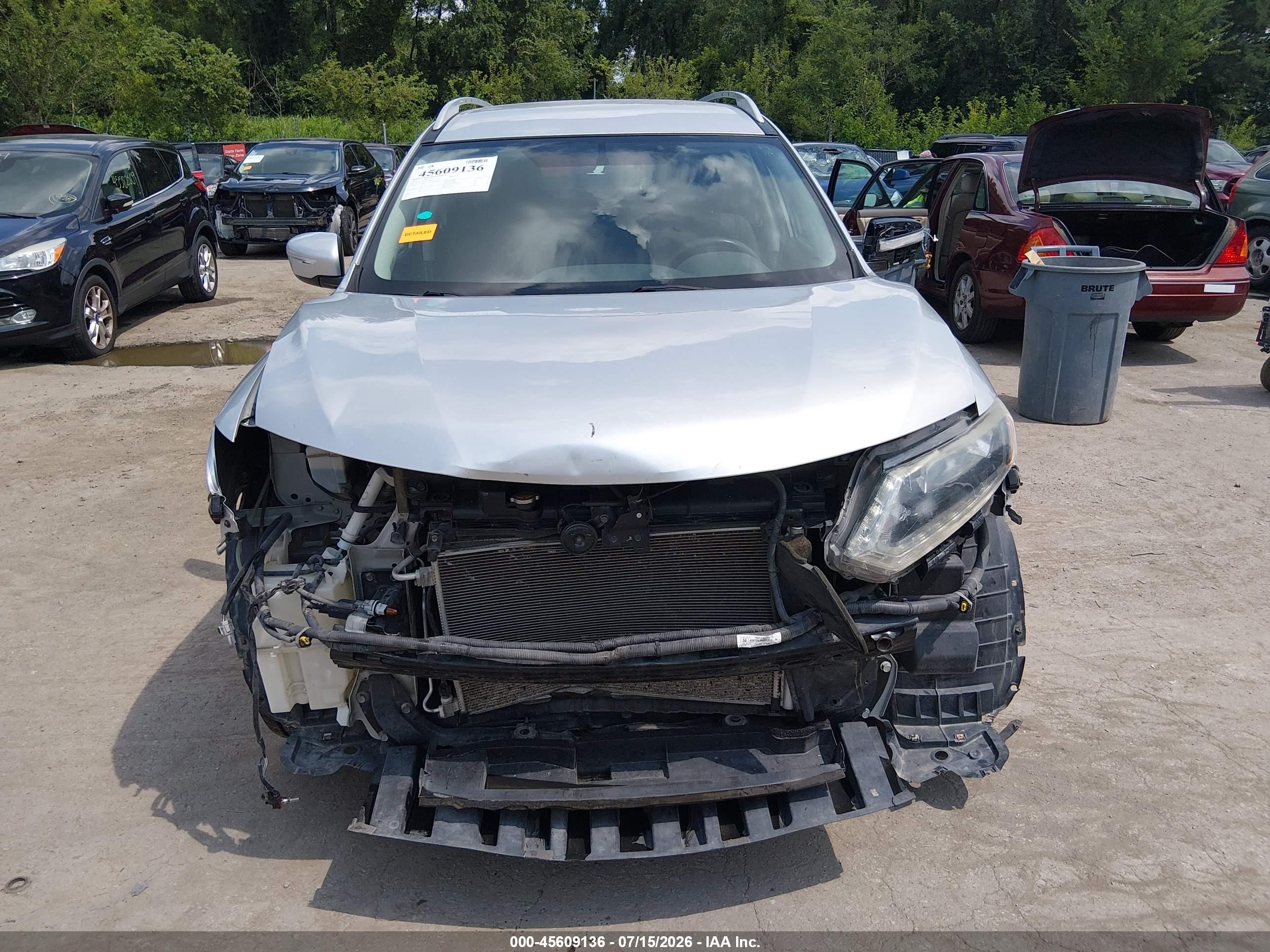 2014 Nissan Rogue Sv Silver vin: 5N1AT2MT6EC758664
