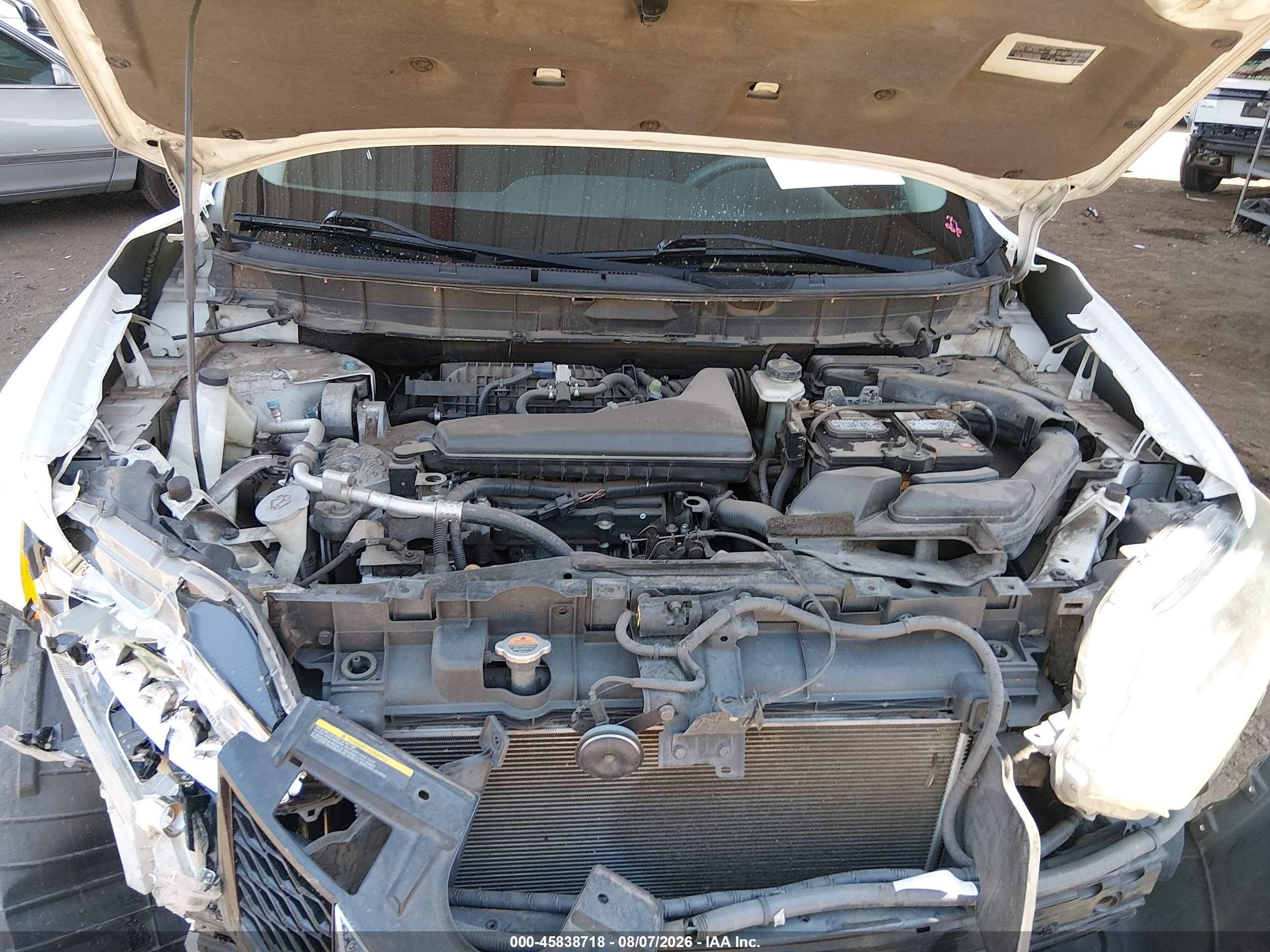 2014 Nissan Rogue S White vin: 5N1AT2MT6EC767896