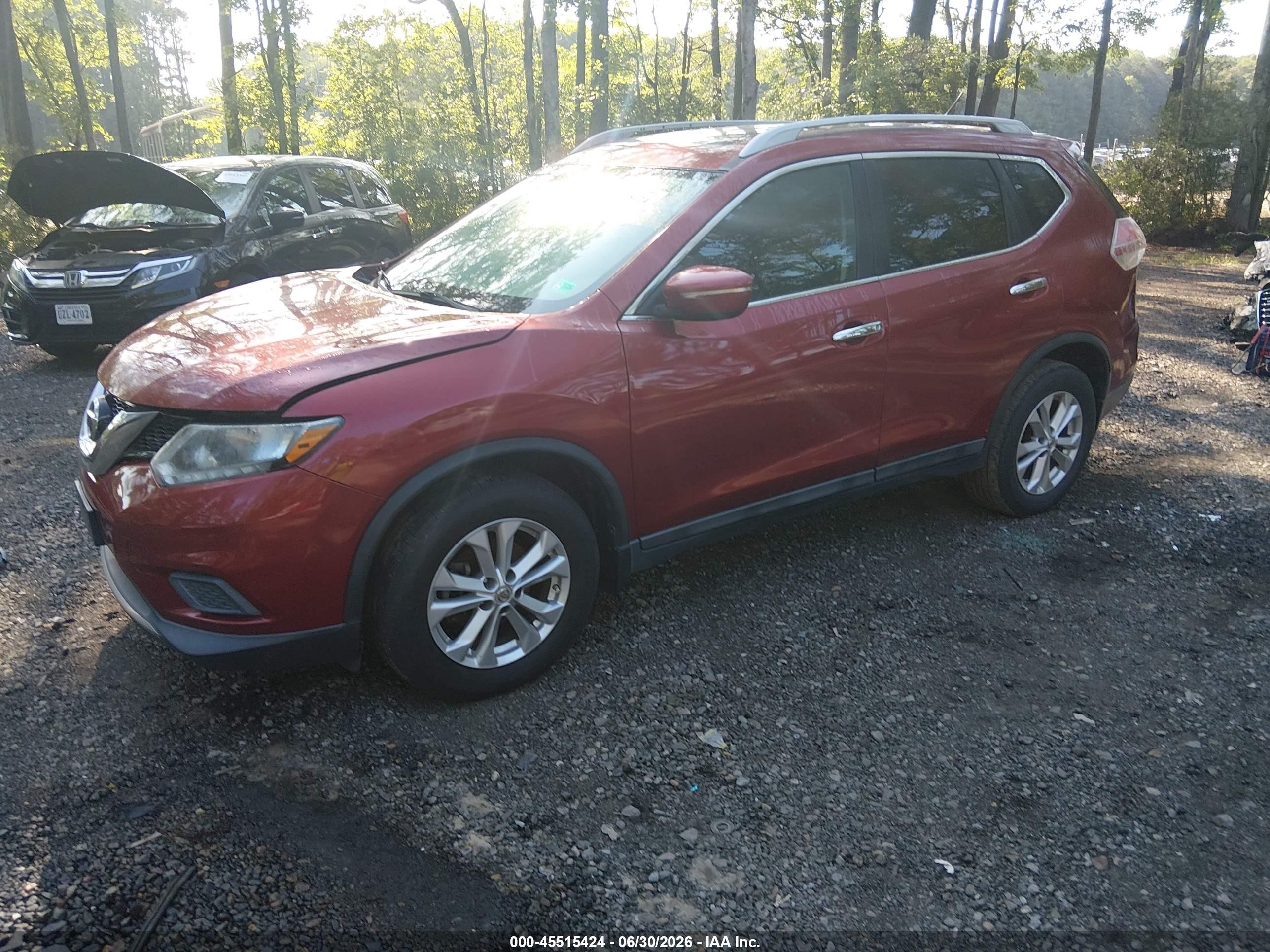 2014 Nissan Rogue Sv Красный vin: 5N1AT2MT6EC853788