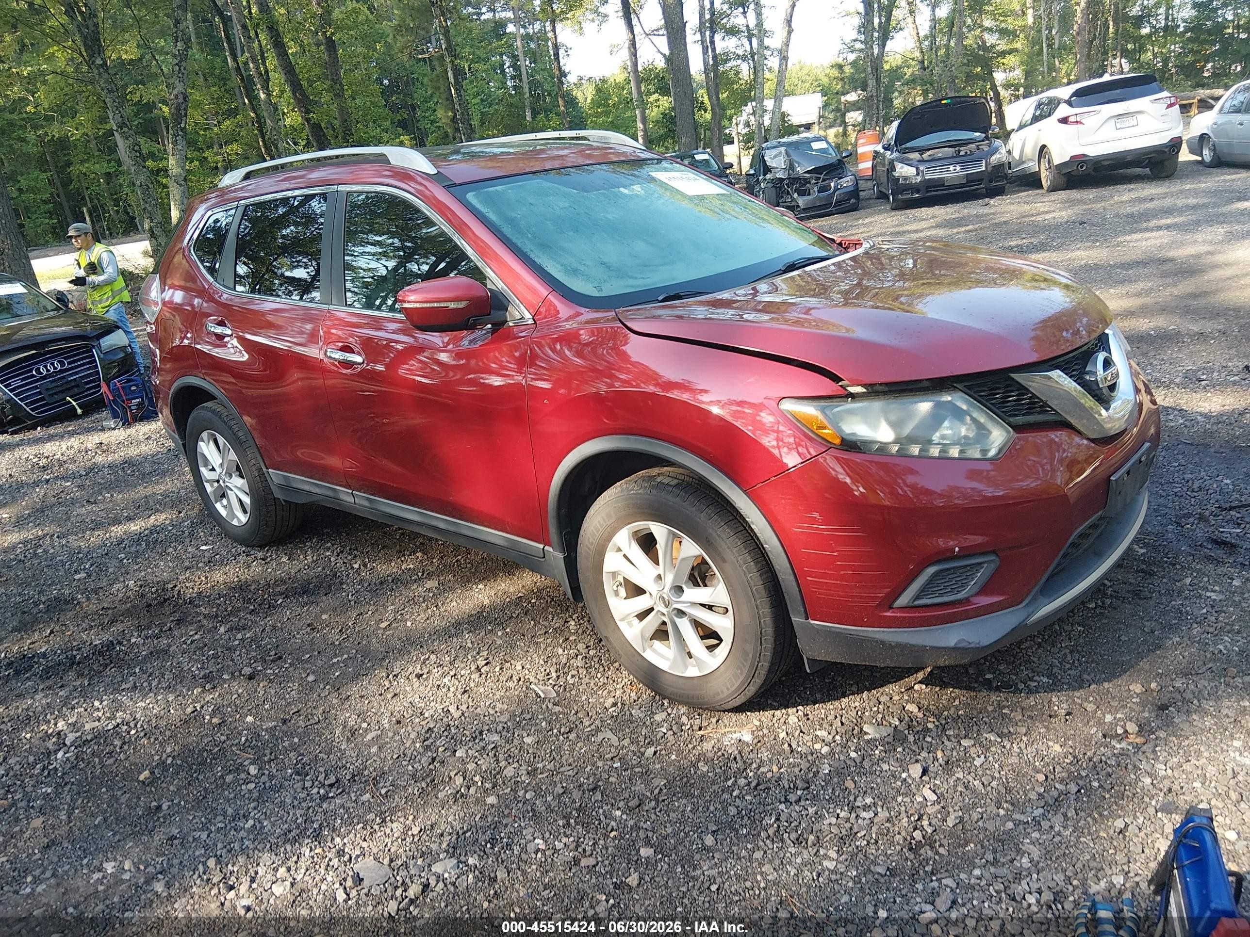 2014 Nissan Rogue Sv Красный vin: 5N1AT2MT6EC853788