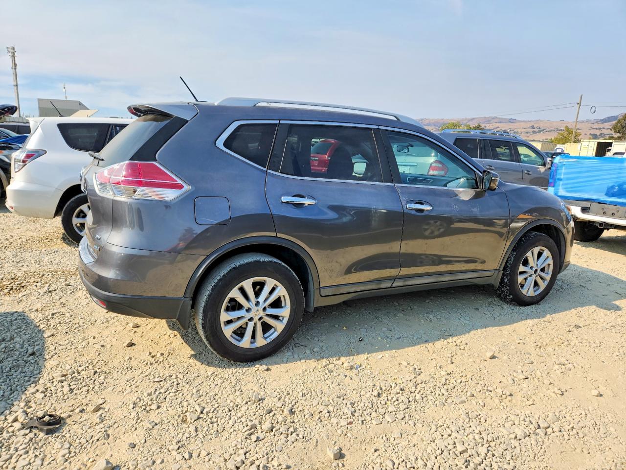 2014 Nissan Rogue Sv Silver vin: 5N1AT2MT6EC856271