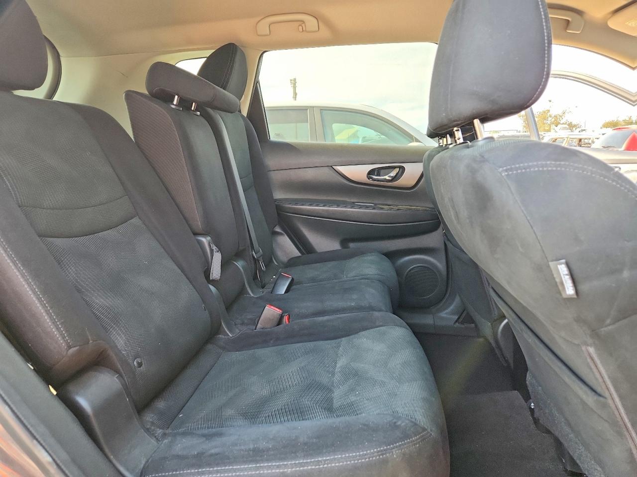 2014 Nissan Rogue Sv Silver vin: 5N1AT2MT6EC856271