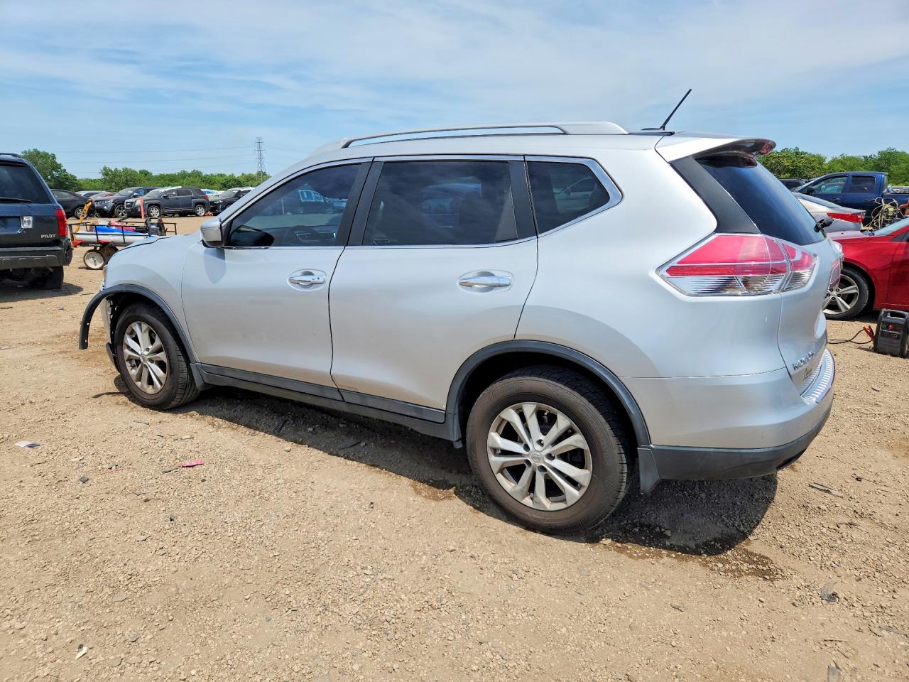 2014 Nissan Rogue Sv Silver vin: 5N1AT2MT6EC858845
