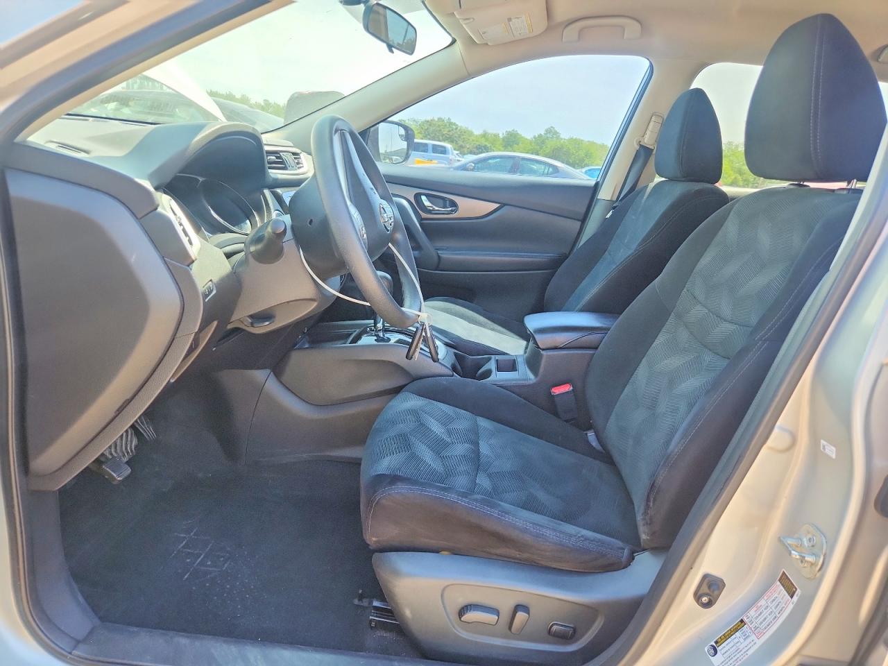 2014 Nissan Rogue Sv Silver vin: 5N1AT2MT6EC858845