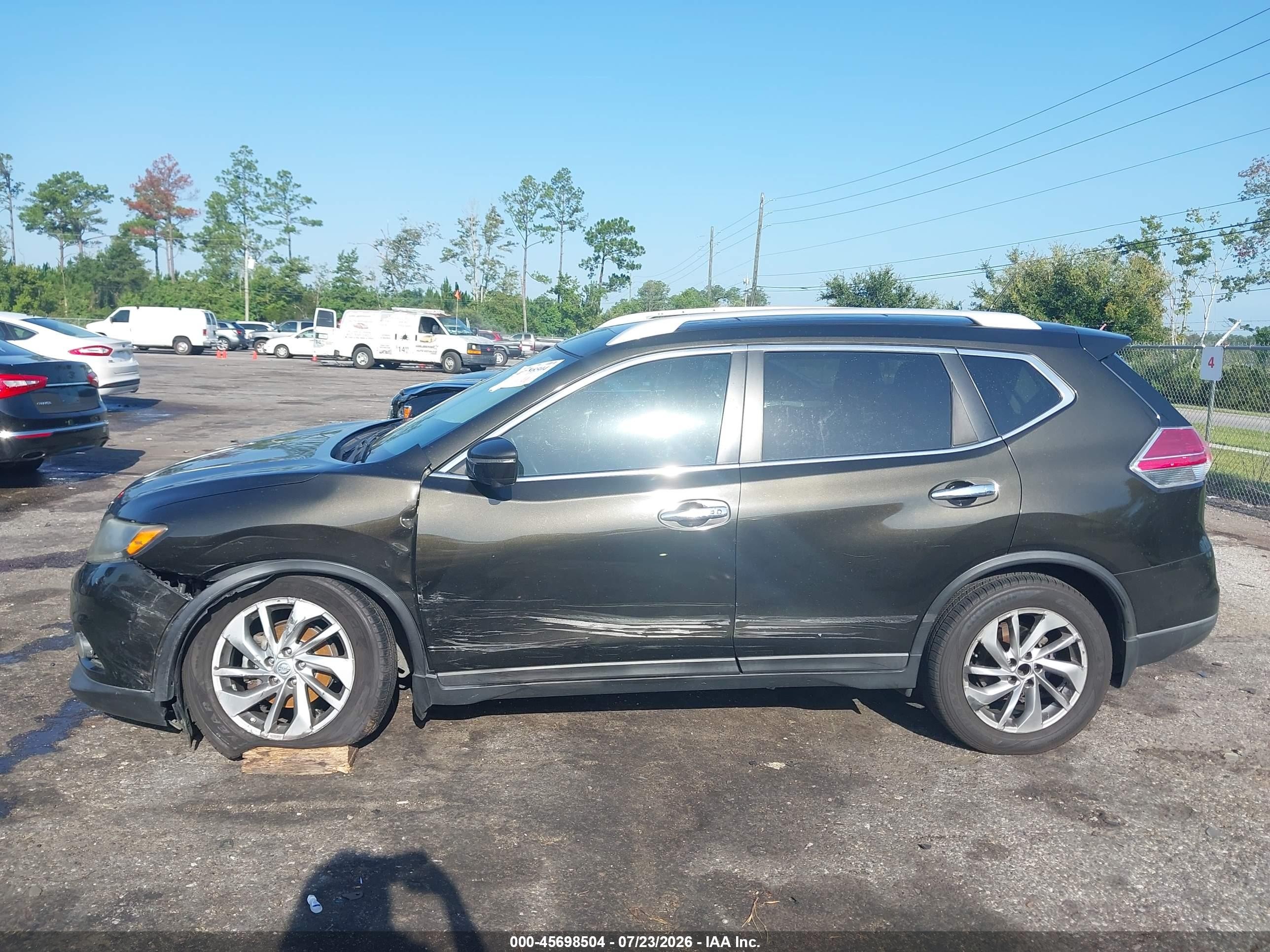 2015 Nissan Rogue Sl Green vin: 5N1AT2MT6FC765566