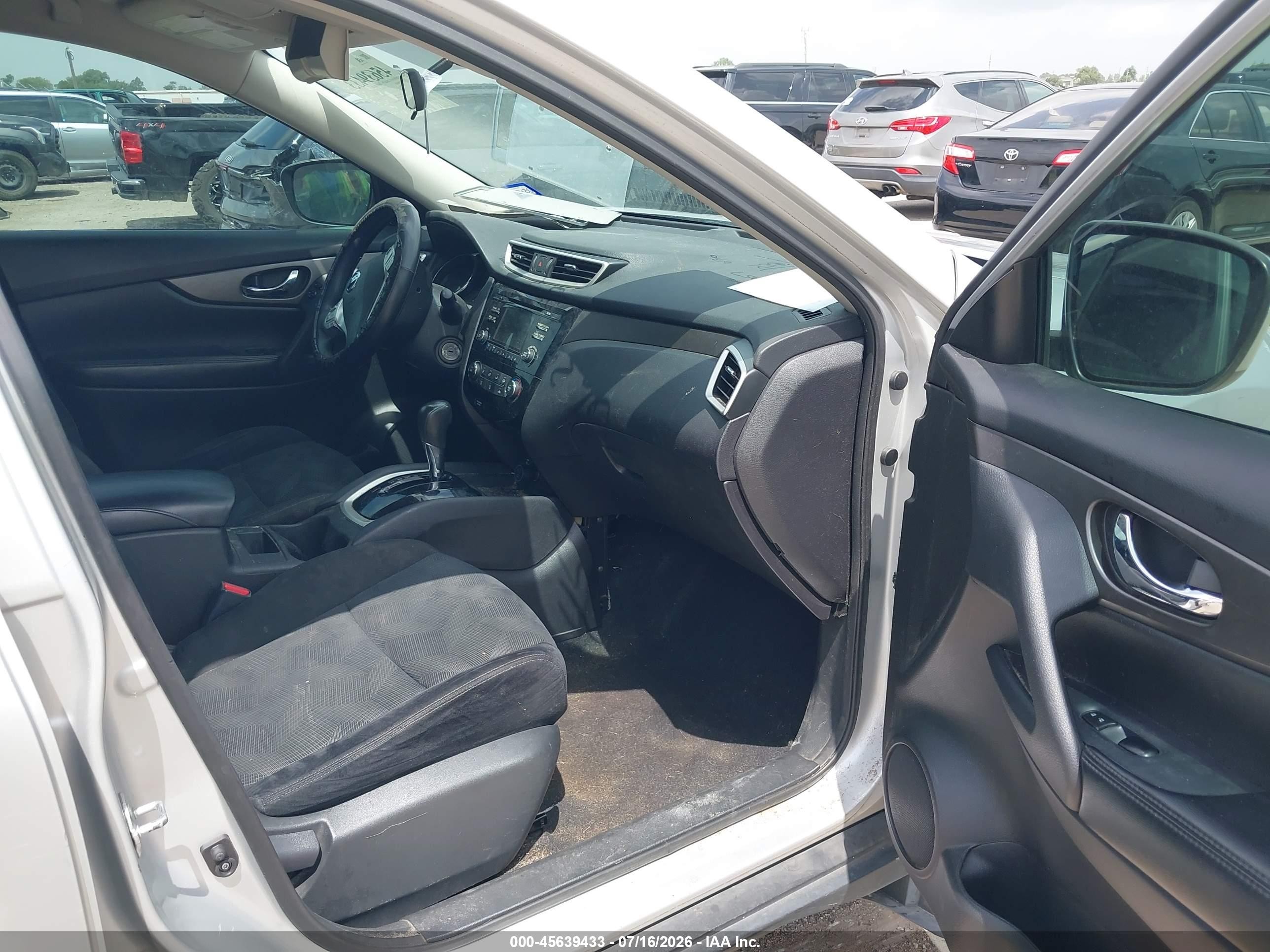 2015 Nissan Rogue S Gray vin: 5N1AT2MT6FC788152