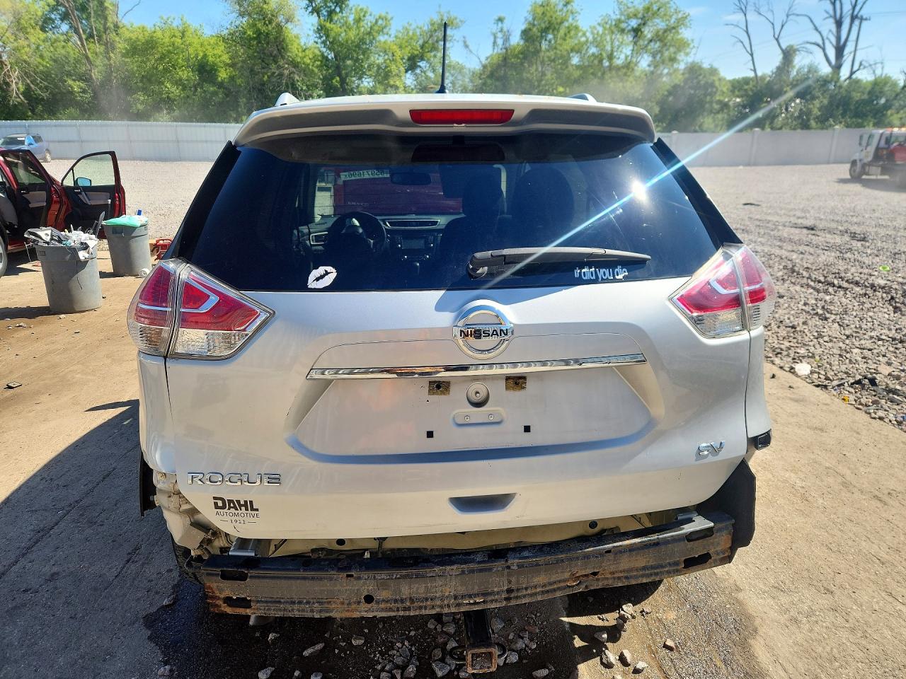 2015 Nissan Rogue Sv Silver vin: 5N1AT2MT6FC832389