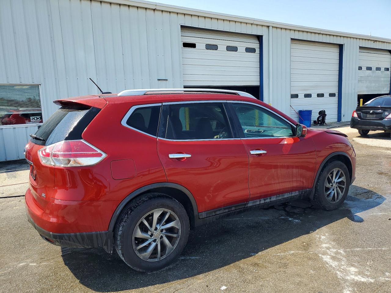 2015 Nissan Rogue Sl Red vin: 5N1AT2MT6FC852920