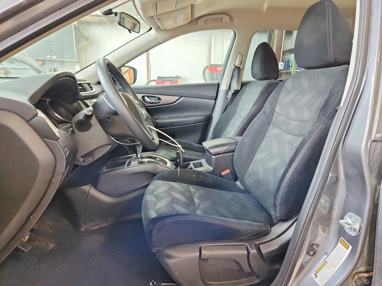 2015 Nissan Rogue S Gray vin: 5N1AT2MT6FC866574