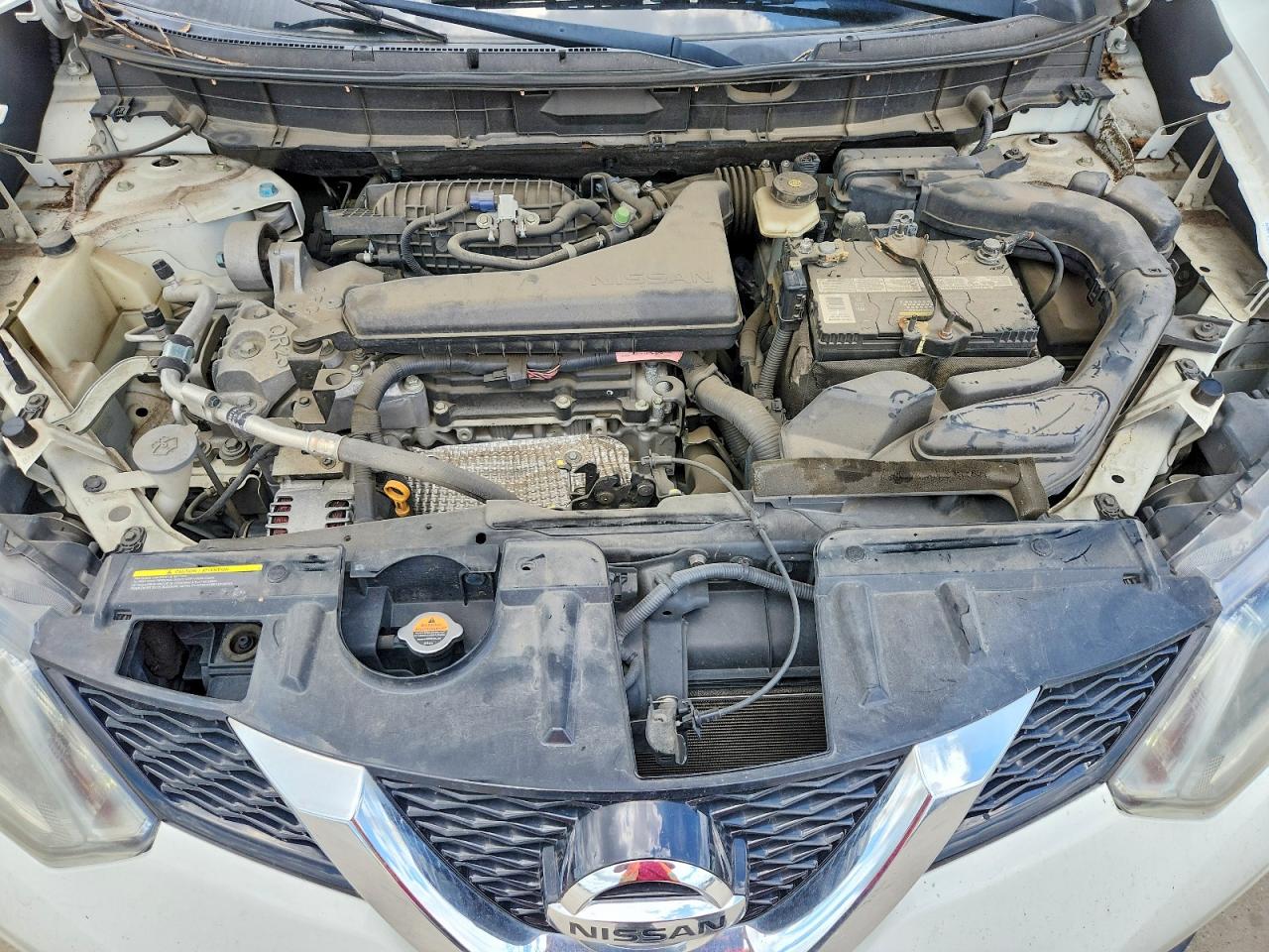 2015 Nissan Rogue Sv White vin: 5N1AT2MT6FC885058