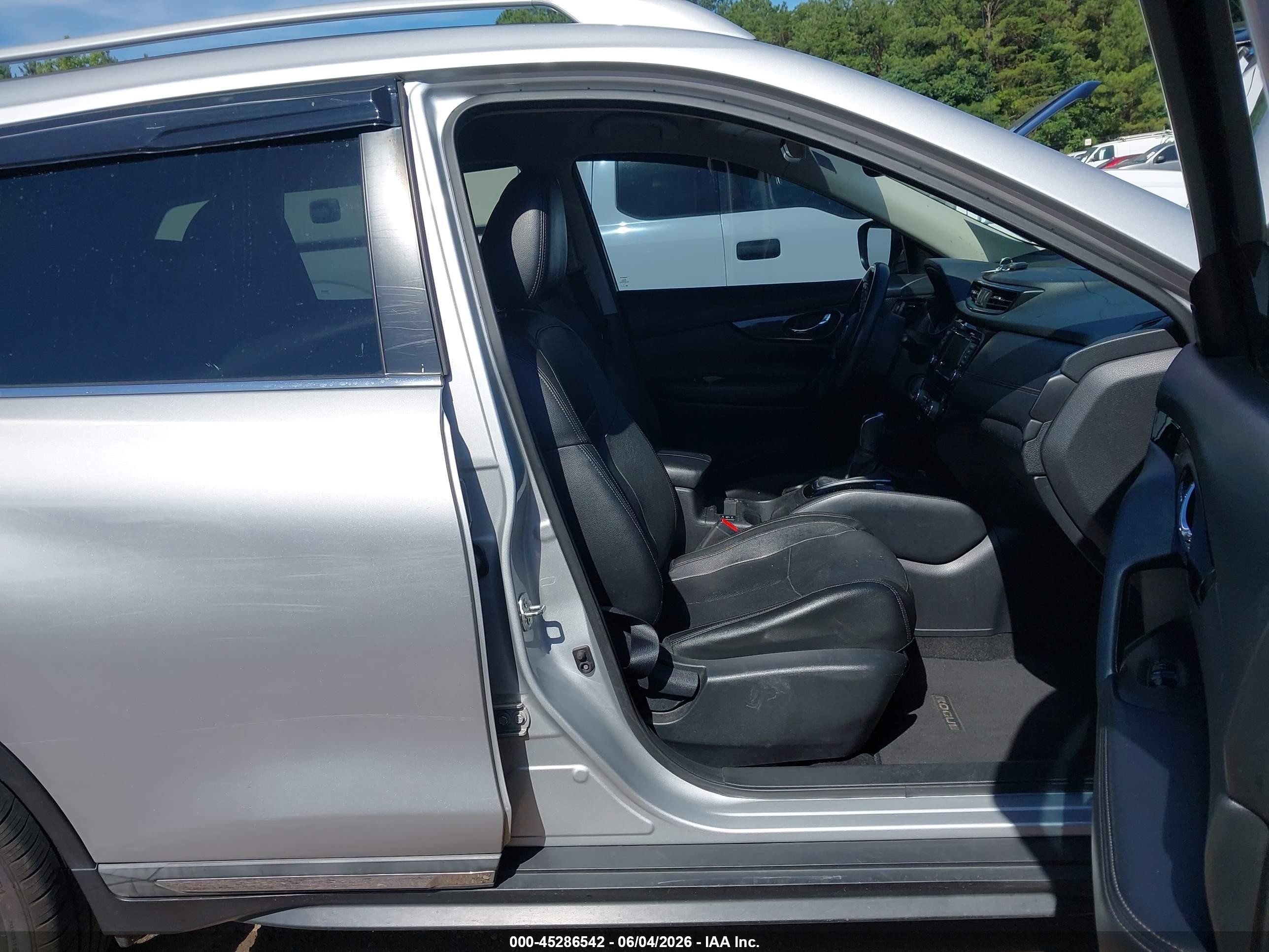 2018 Nissan Rogue Sl Silver vin: 5N1AT2MT6JC793490